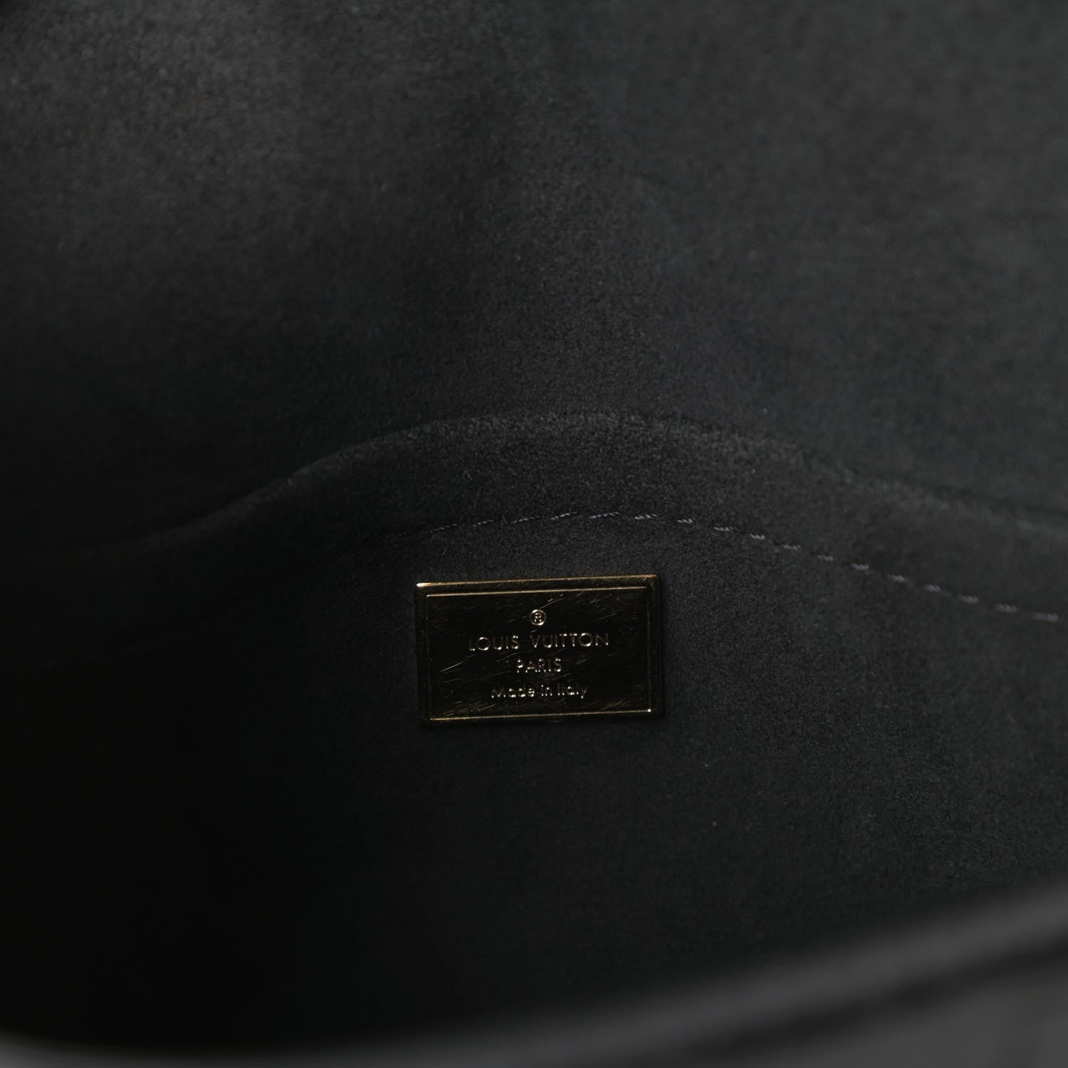 Louis Vuitton Vernis Epi Monogram Spring Street Black 6 of 8