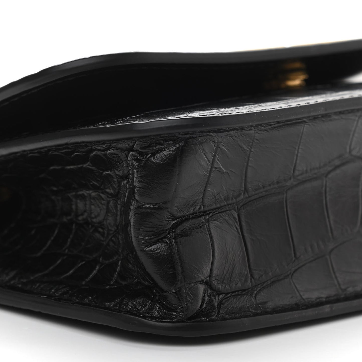 Extra Supple Calfskin Crocodile Embossed Gossip Wallet On Chain Black