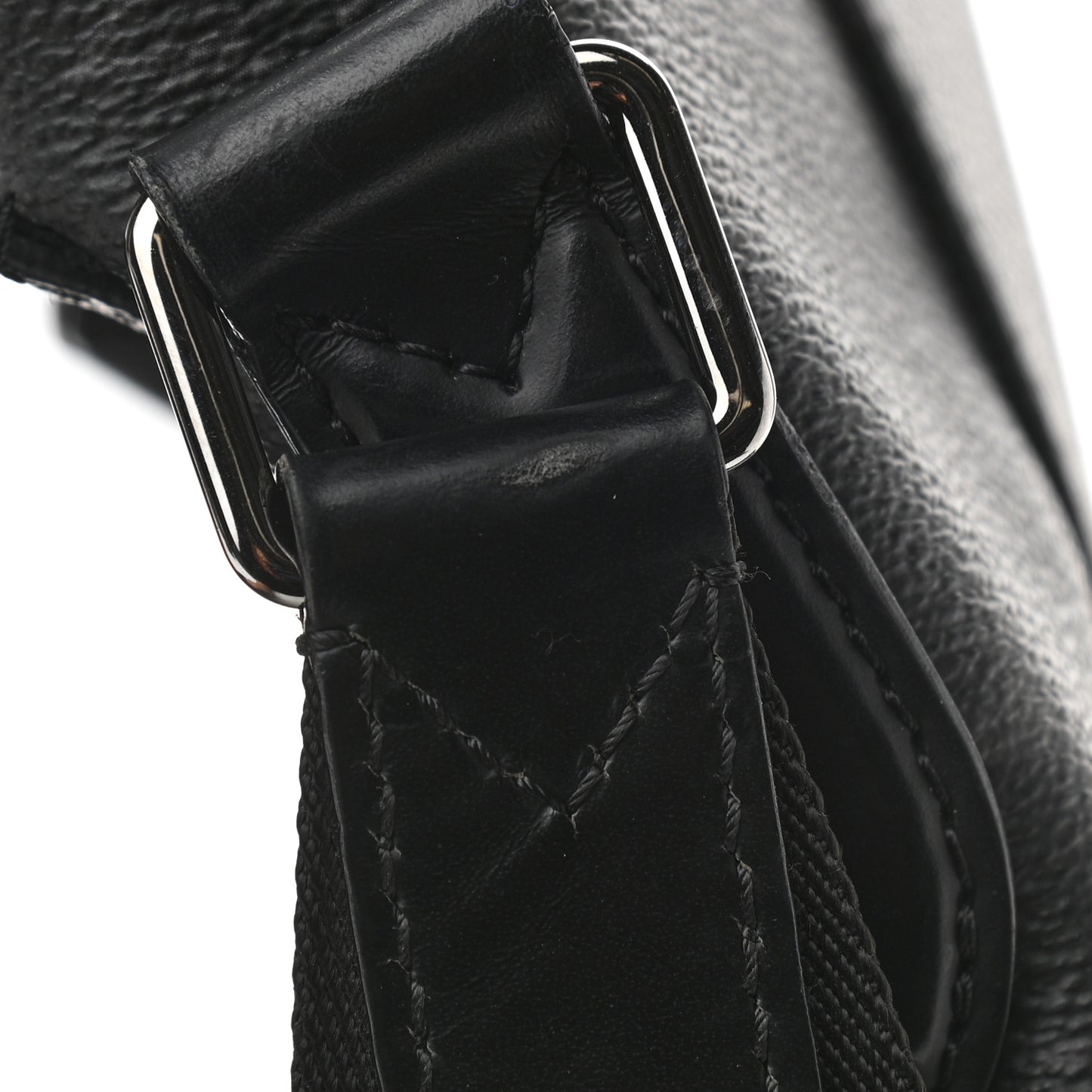 Monogram Eclipse Explorer MM Black