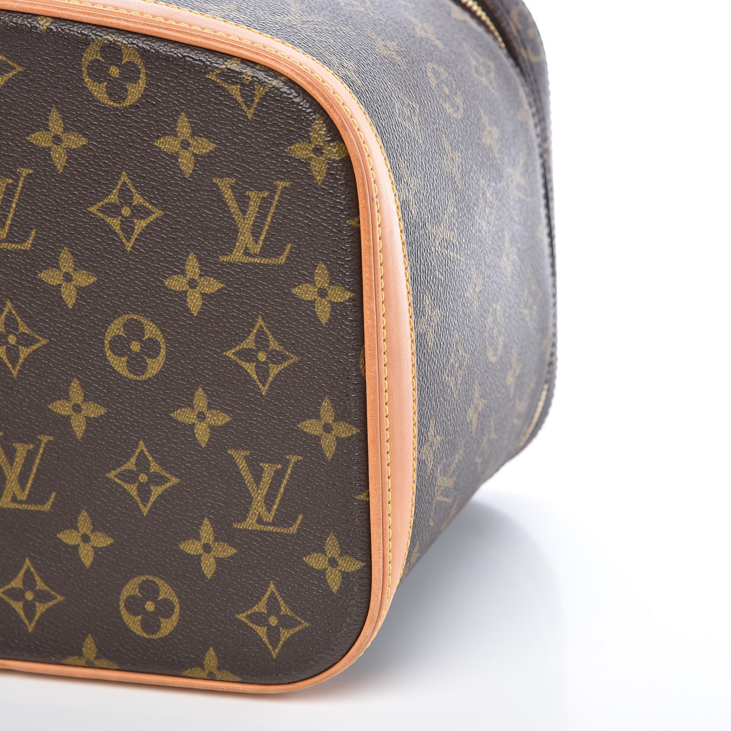 Louis Vuitton Monogram Nice 26 of 27