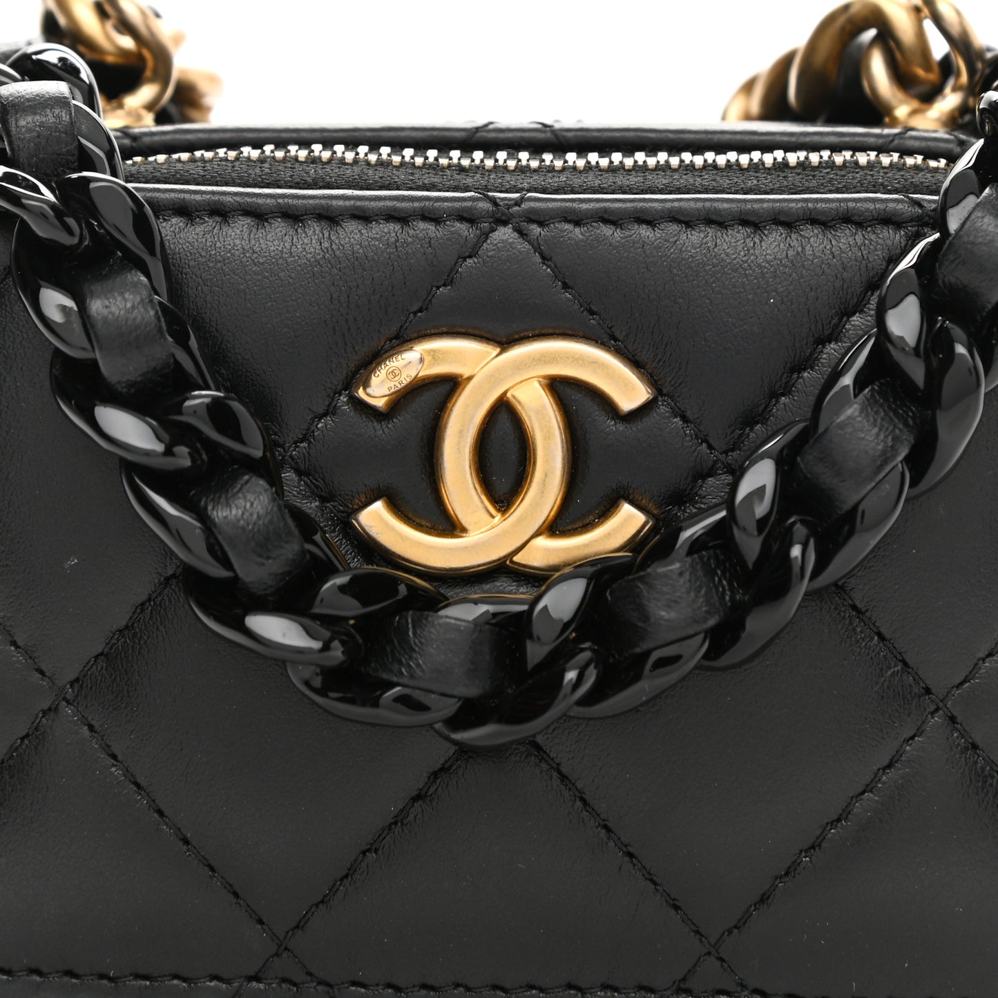 Lambskin Quilted Mini Lacquered Chain Clutch Black