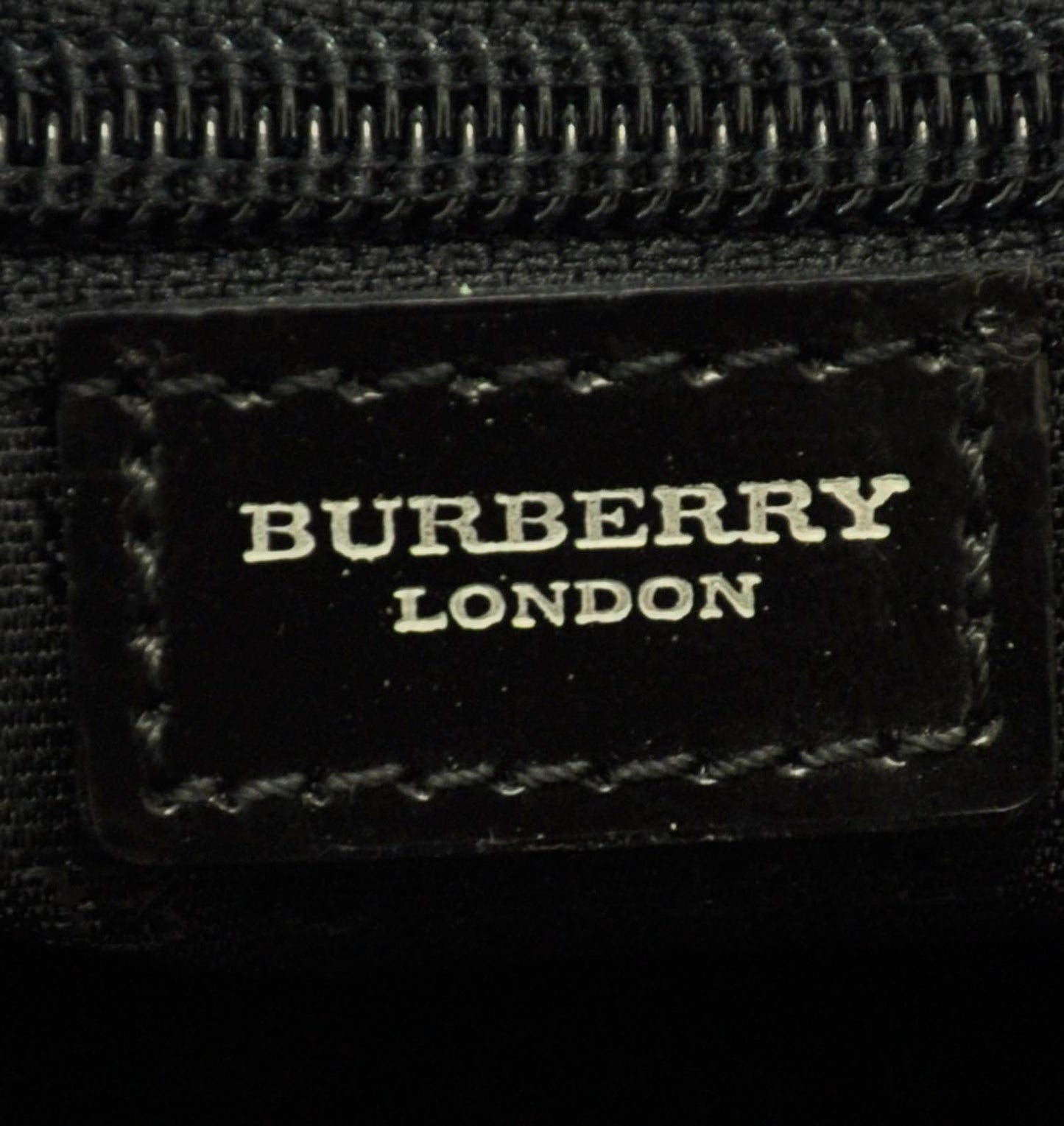 House Check Tote Black