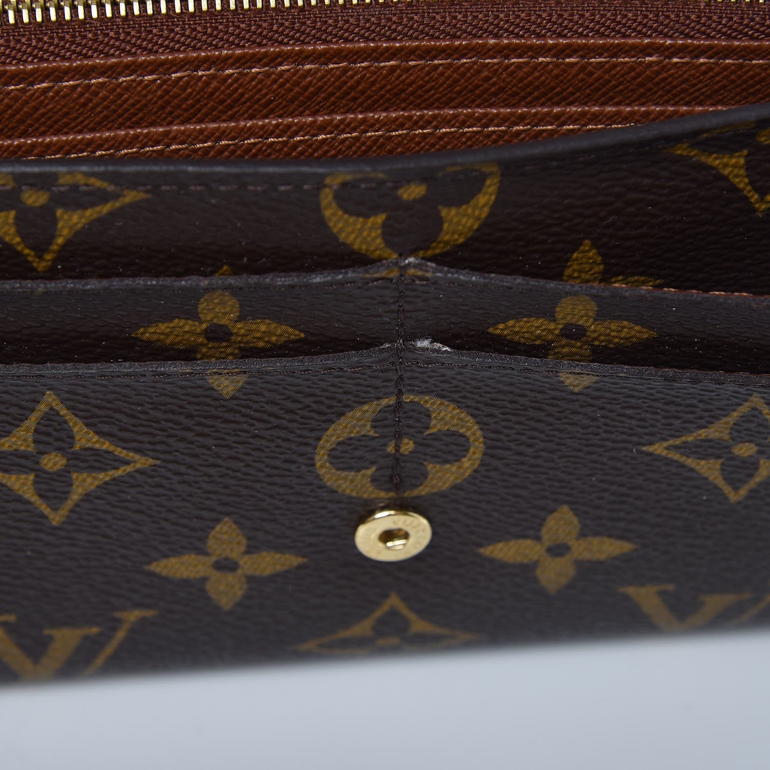 Louis Vuitton Monogram Sarah Wallet NM 8 of 9