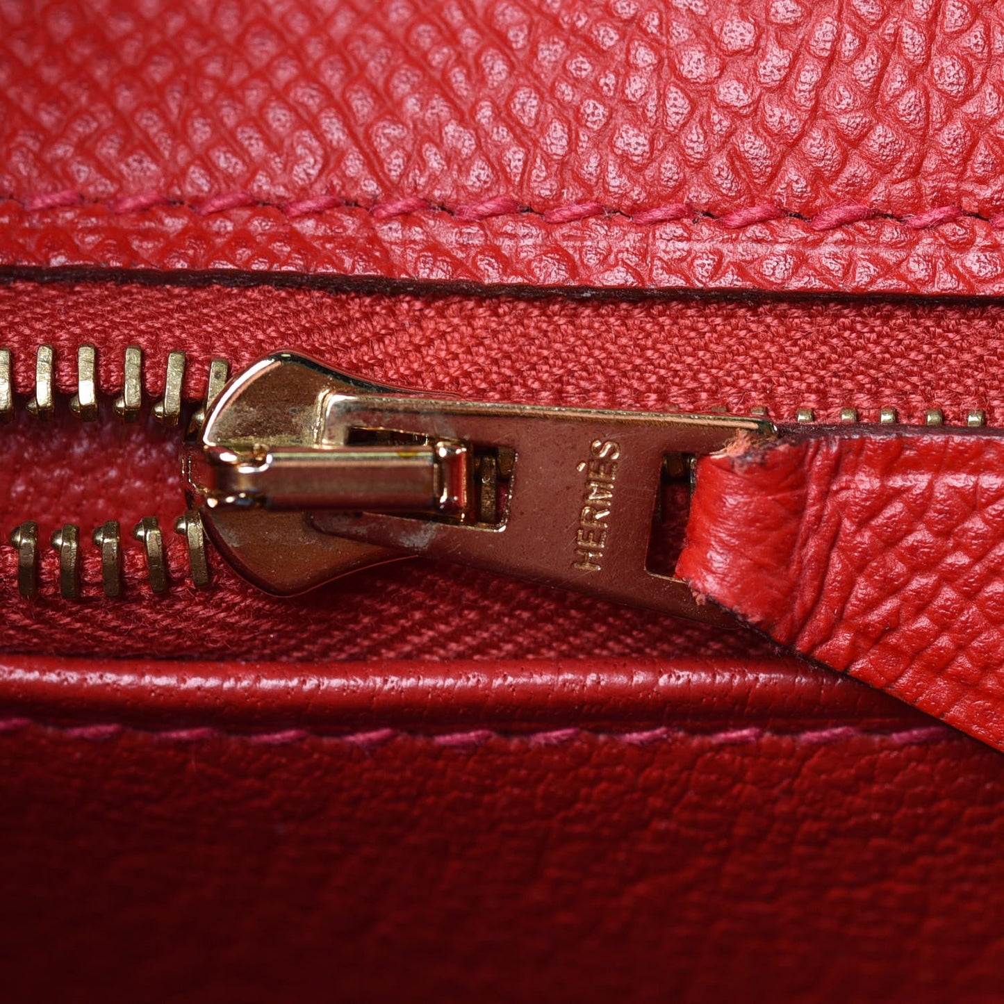 Epsom Kelly Sellier 32 Rouge Casaque