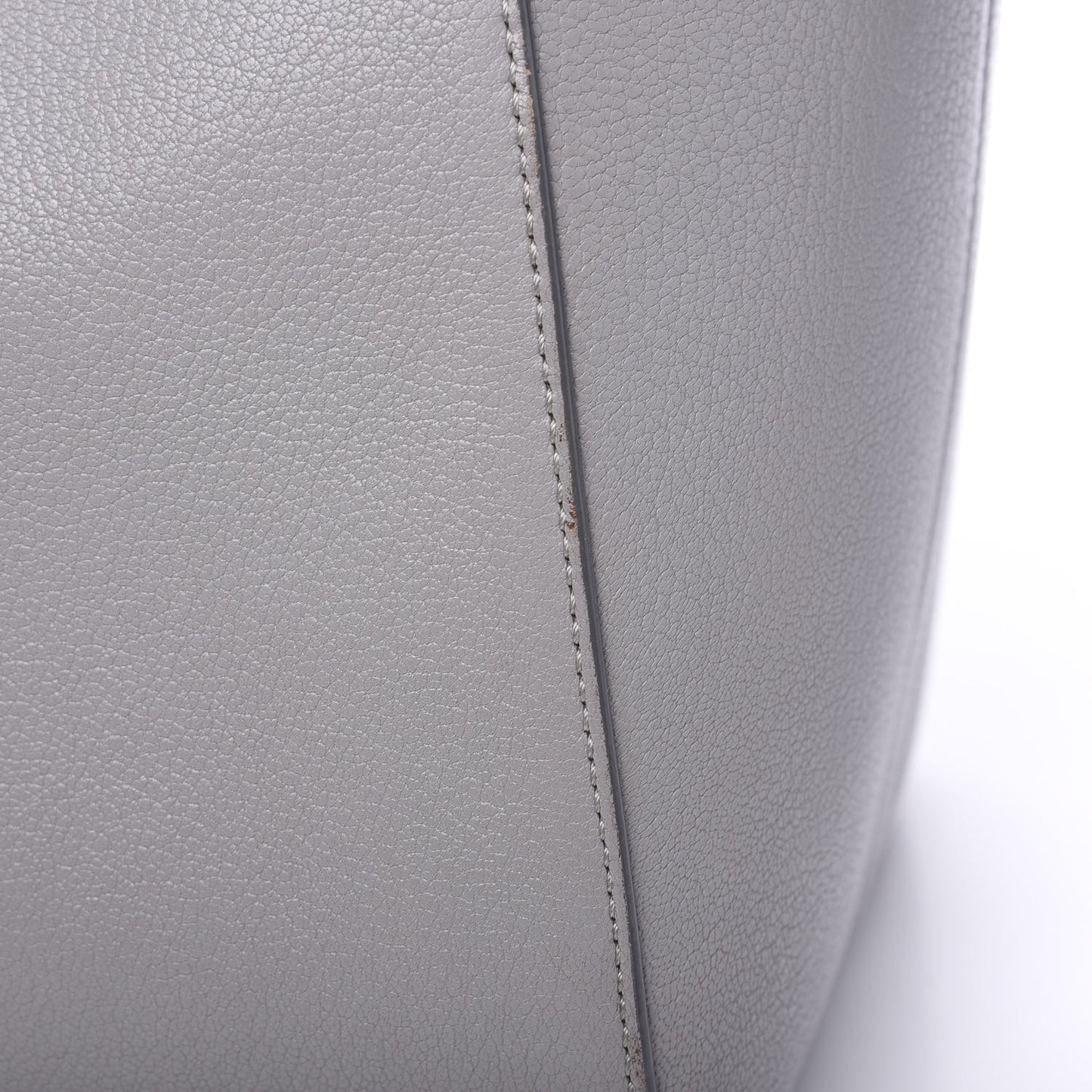 Sugar Goatskin Medium Antigona Pearl Grey
