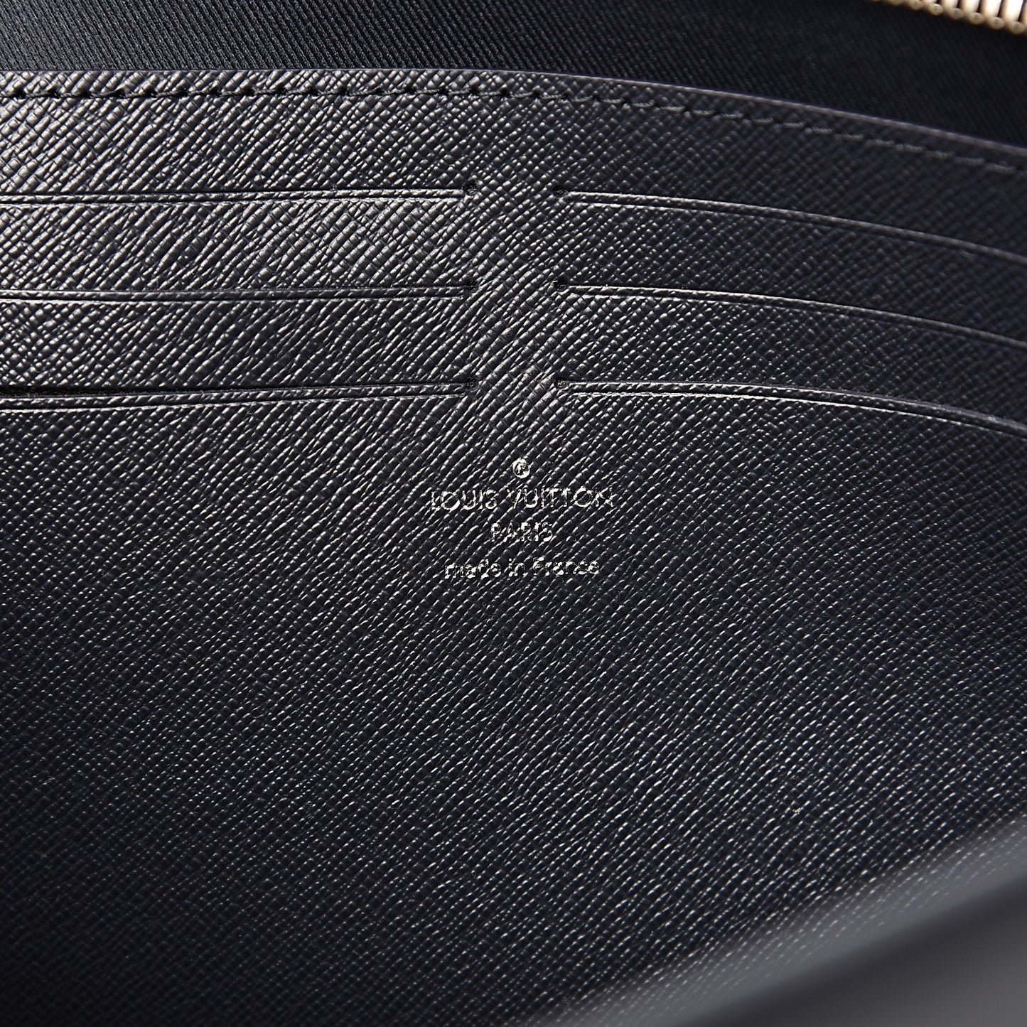 Savane Monogram Chapman Pochette Voyage GM Dune