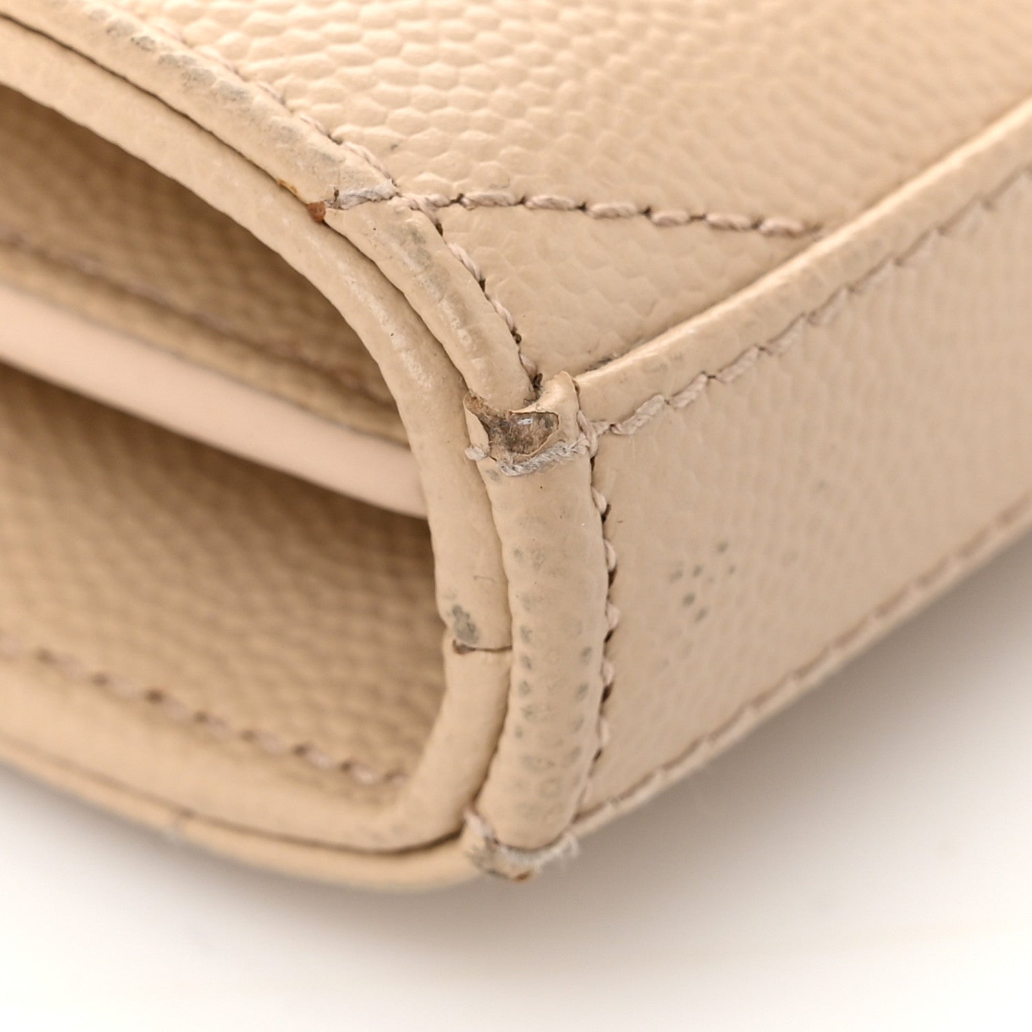 Saint Laurent Grain De Poudre Matelasse Chevron Monogram Chain Wallet  Nude Powder 12 of 13