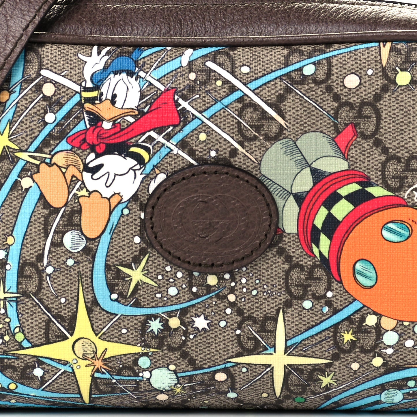 X DISNEY GG Supreme Monogram Donald Duck Interlocking G Shoulder Bag Beige Multicolor New Acero