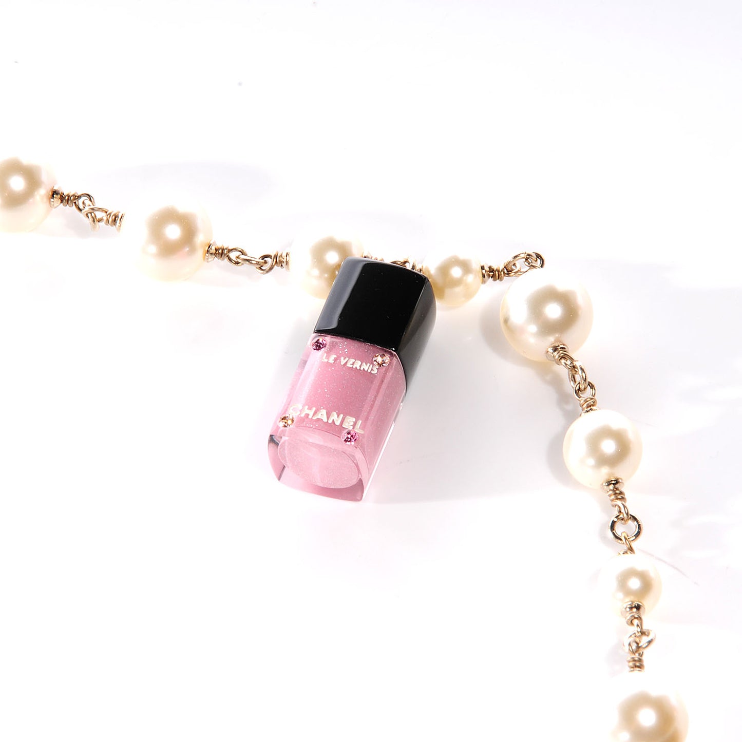 Resin Beauty Icons Pearl Long Necklace
