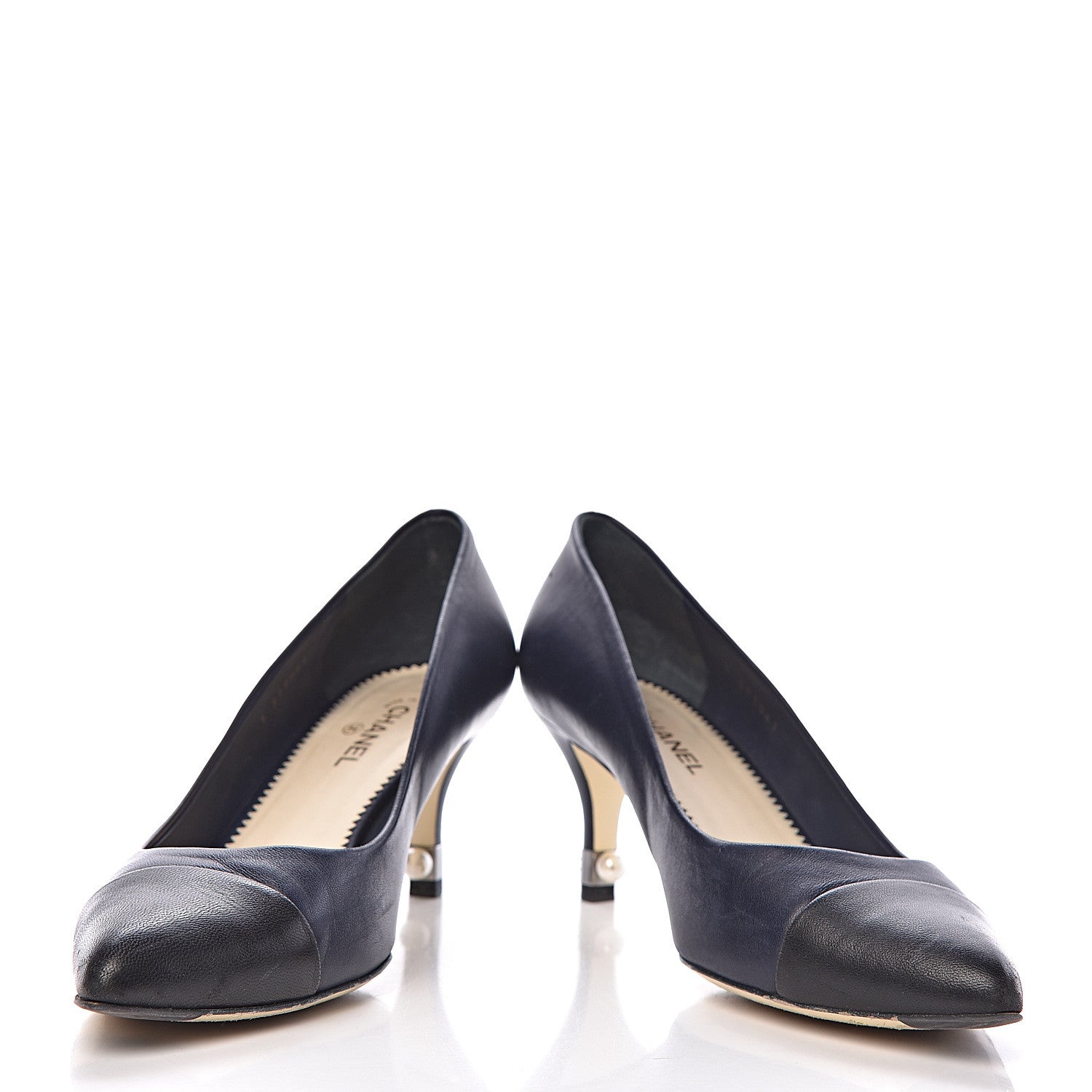 Chanel Lambskin Cap Toe Pearl Pumps 39 Navy Blue Black 5 of 12