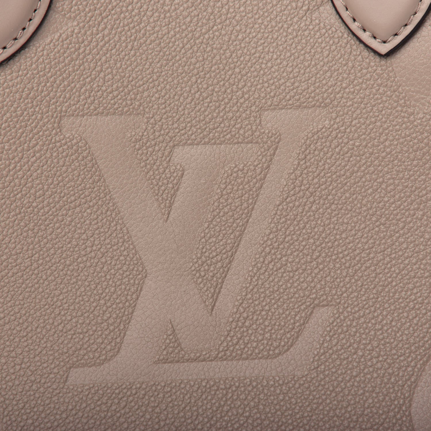 Louis Vuitton Empreinte Monogram Giant Onthego MM Tourterelle 10 of 10