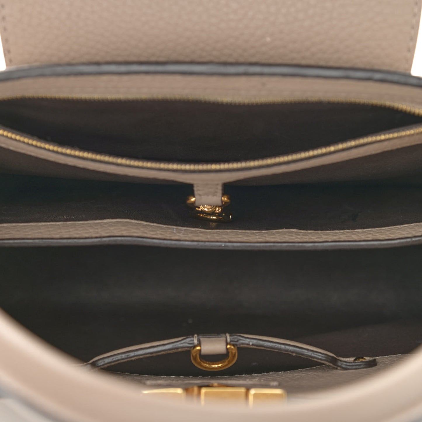 Taurillon Capucines PM Galet