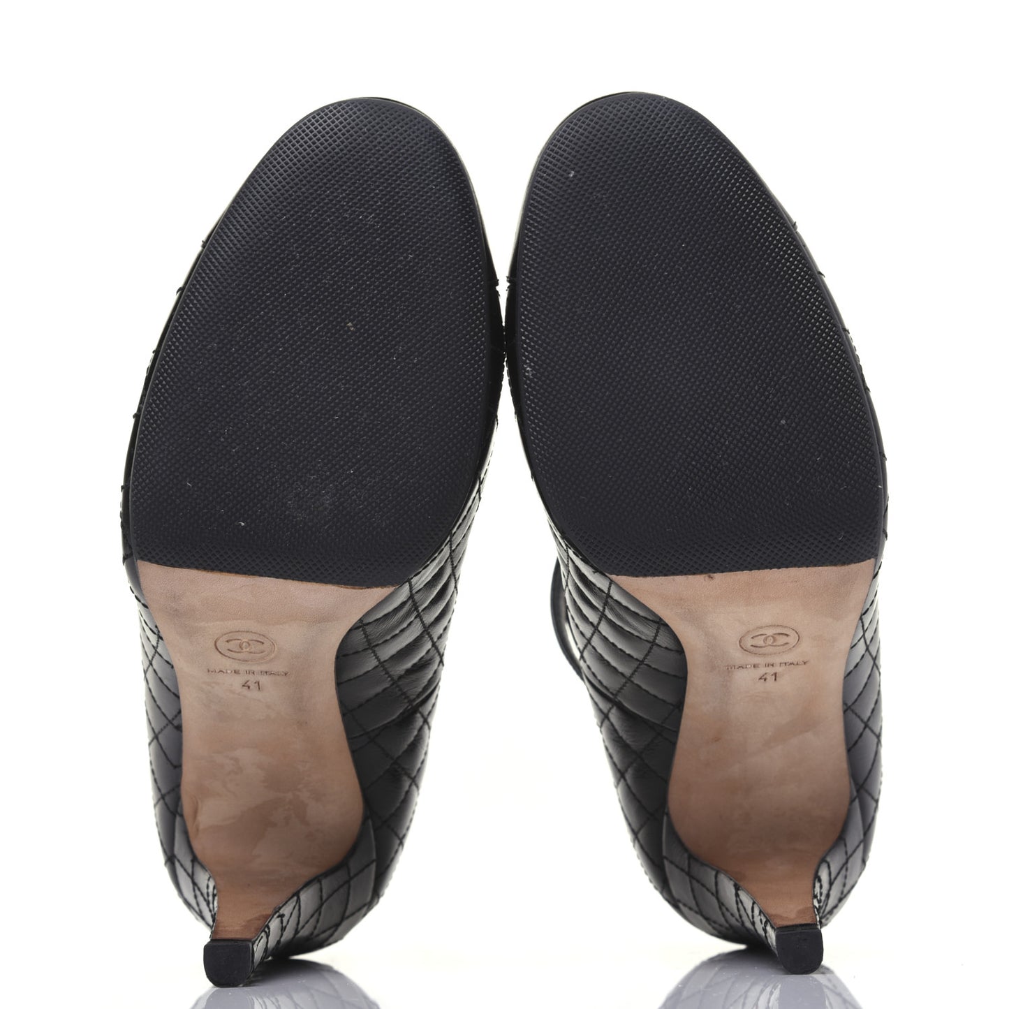 Calfskin Quilted CC Cap Toe Pumps 41 Black