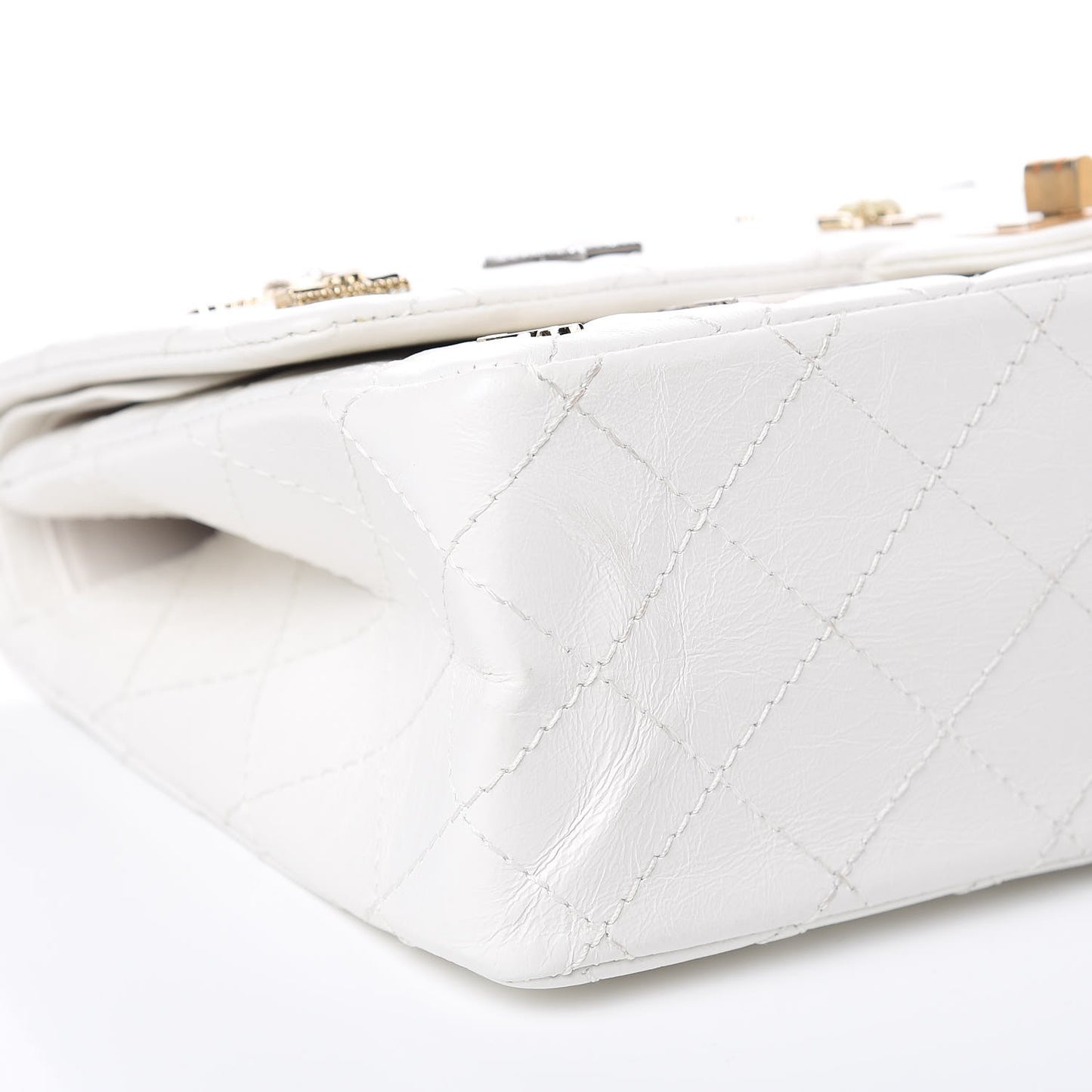 Aged Calfskin Lucky Charms 2.55 Reissue 226 Flap White