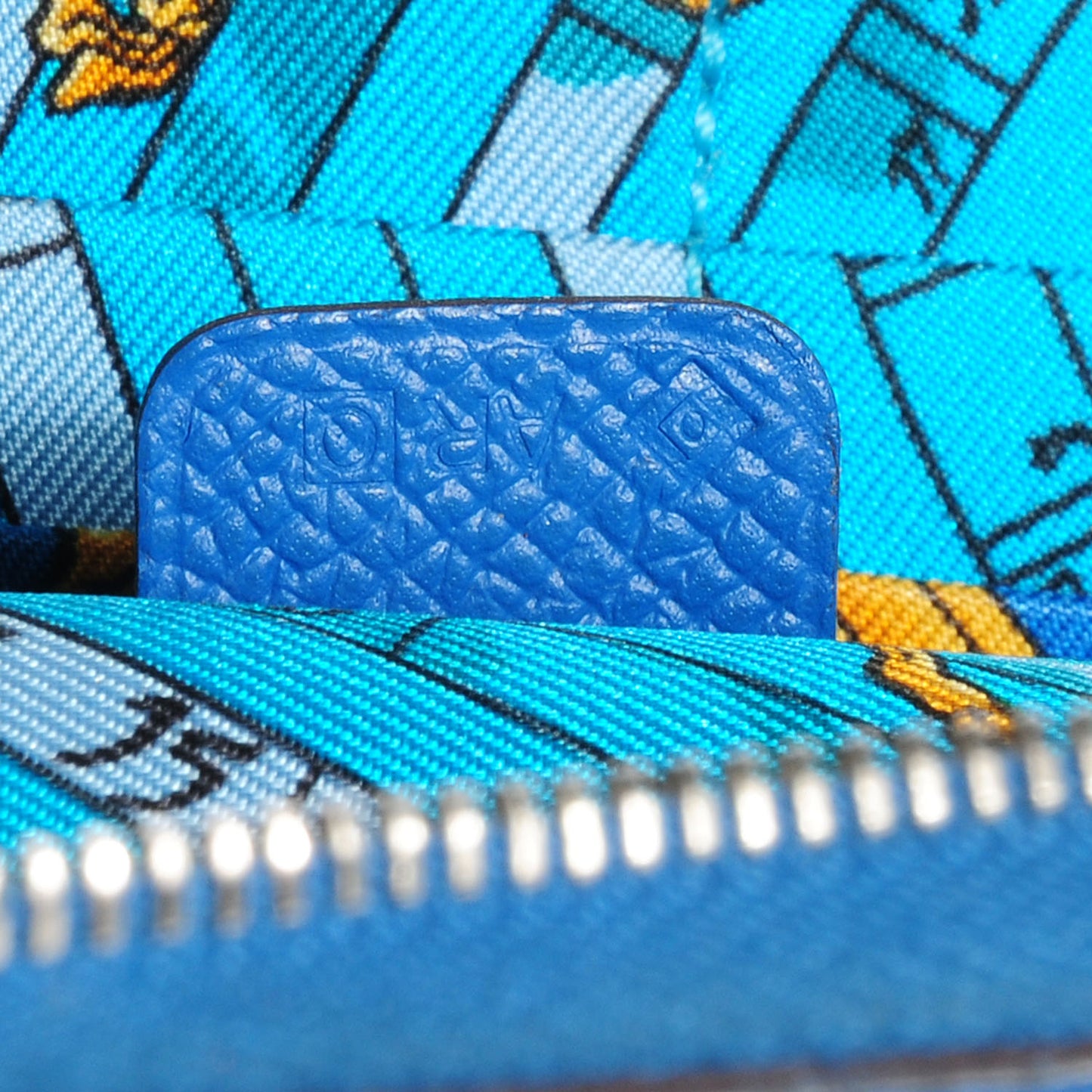 Epsom Silk'In Wallet Mykonos