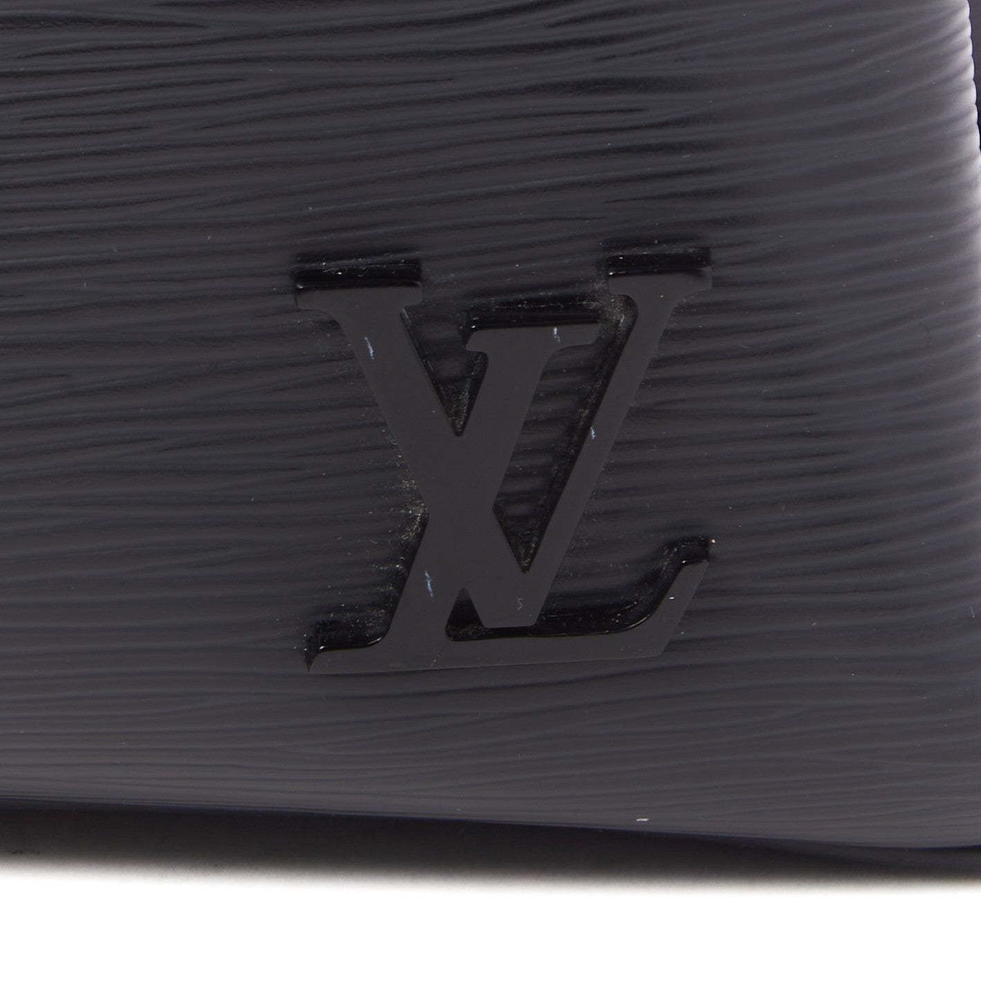Louis Vuitton Epi Kleber MM Black 7 of 8