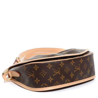 Louis Vuitton Monogram Menilmontant PM 5 of 9