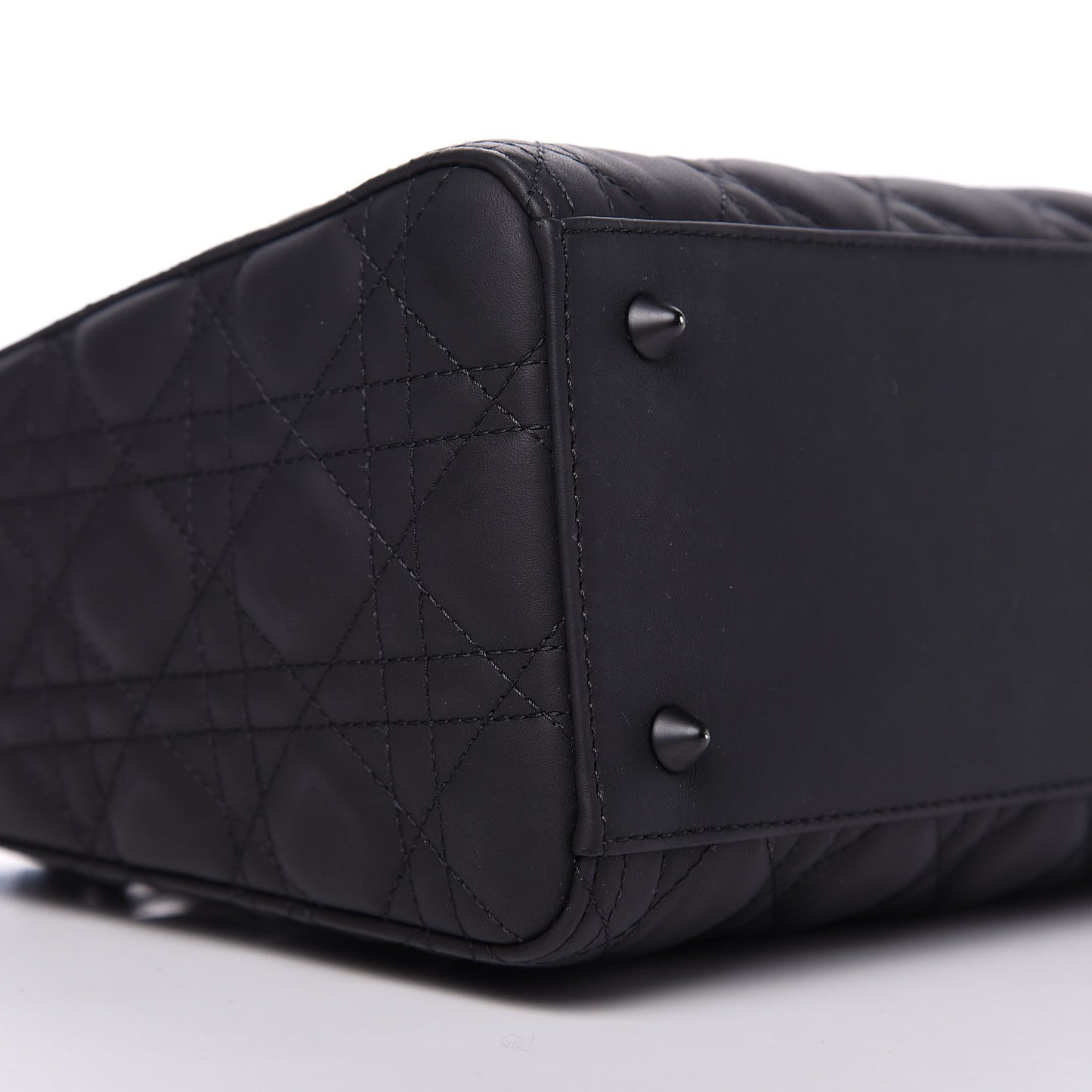 Ultra Matte Calfskin Cannage Medium Lady Dior Black
