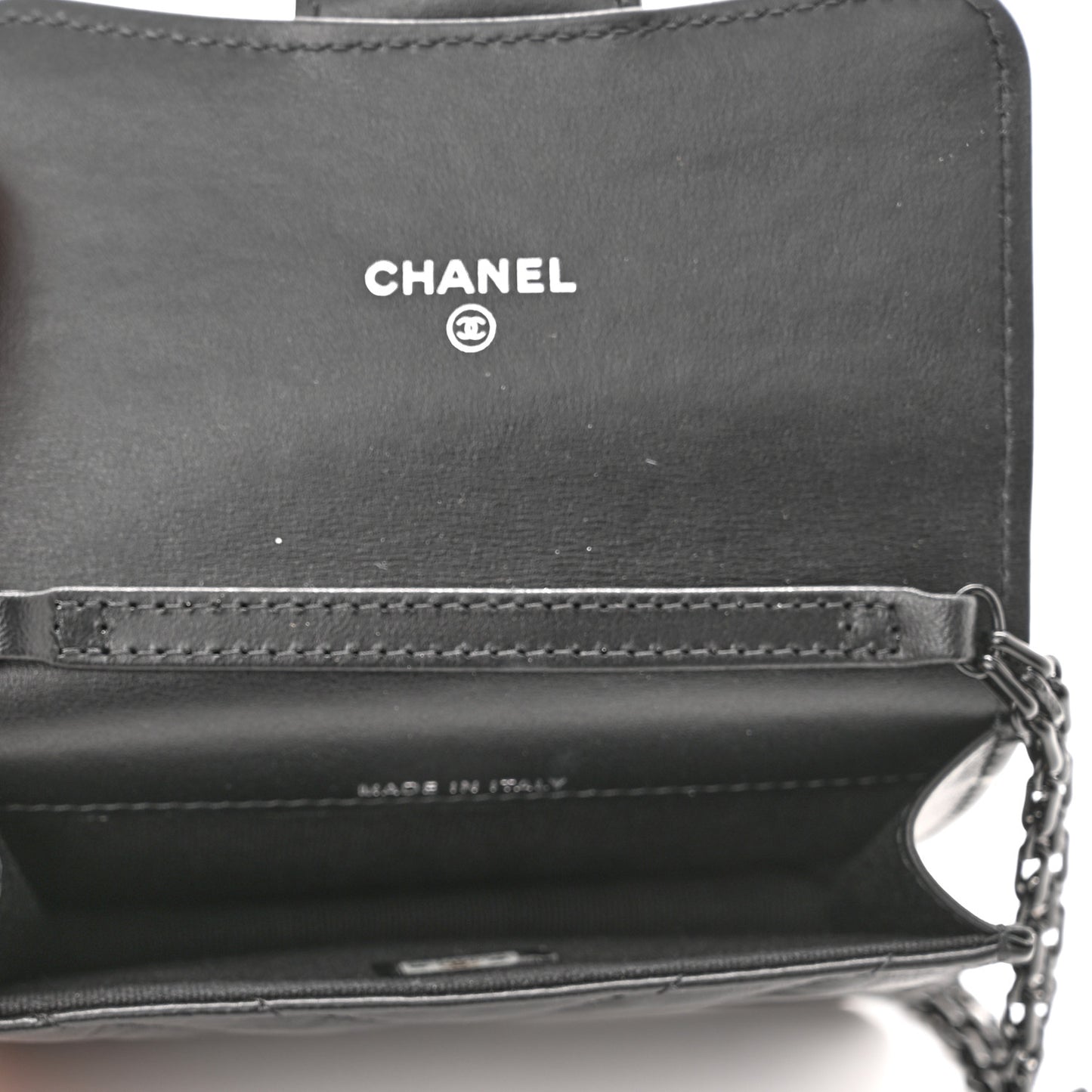 Aged Calfskin Chevron Quilted Reissue Belt Bag Black