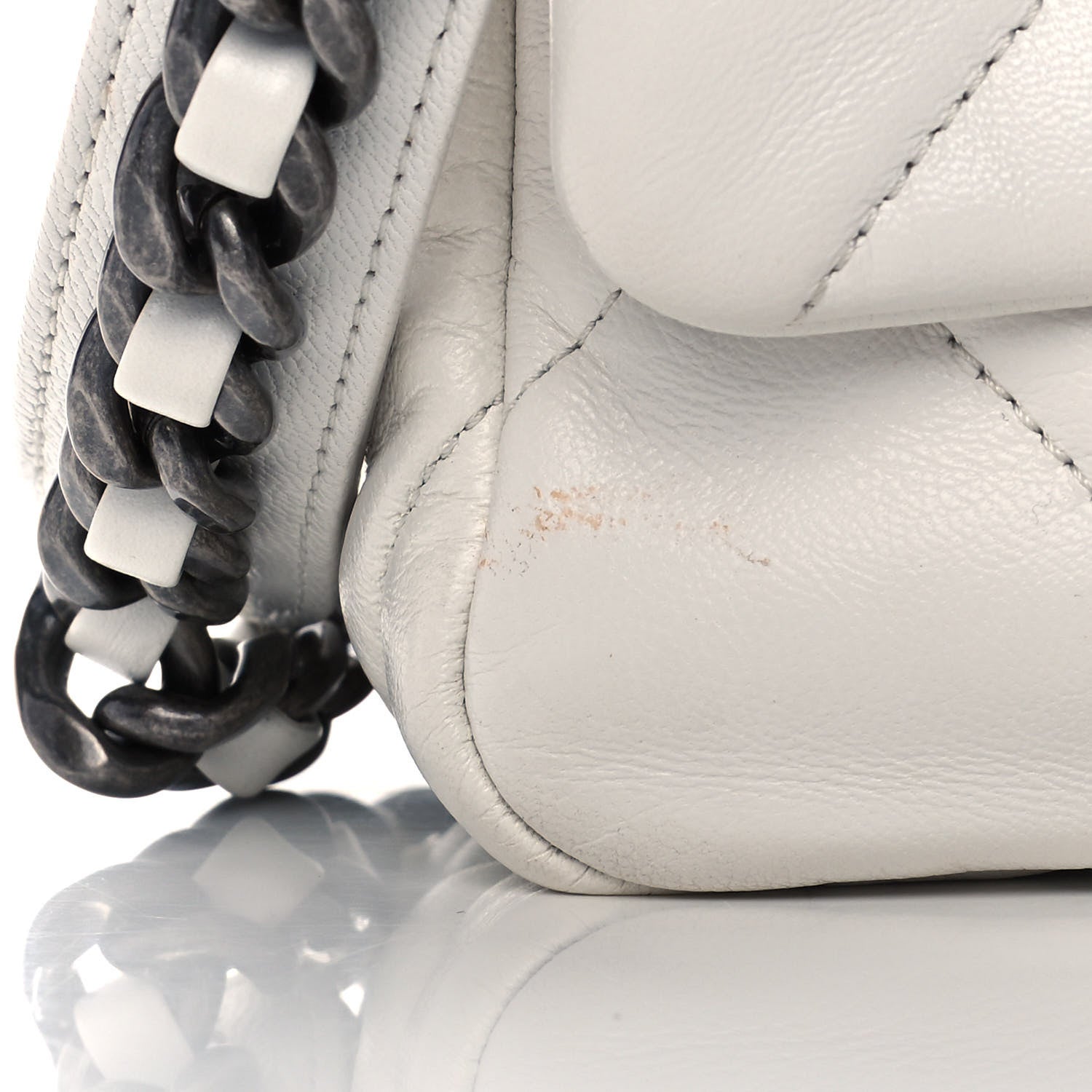 Chanel Goatskin Quilted Medium Chanel 19 Flap White 12 of 12