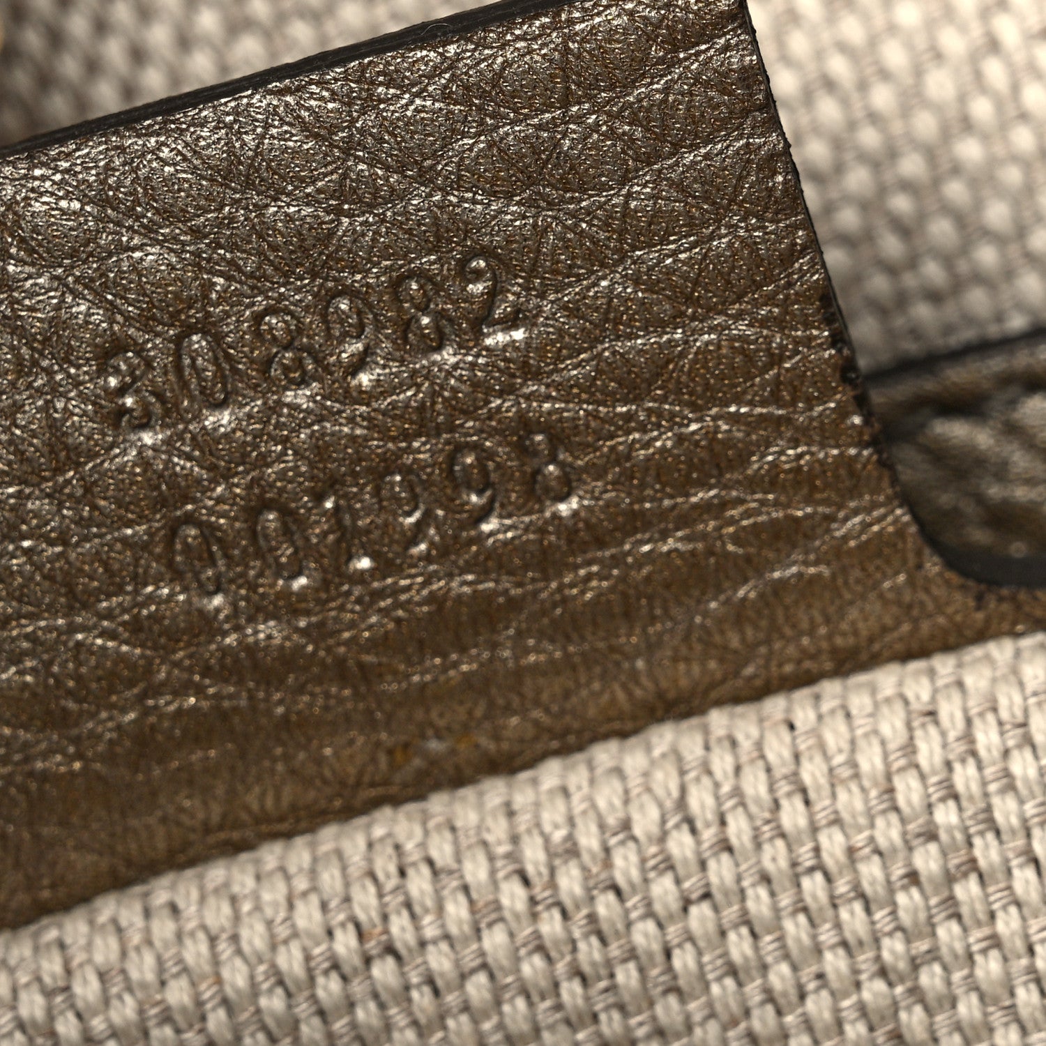 Gucci Metallic Pebbled Calfskin Medium Soho Chain Shoulder Bag Golden Beige 7 of 10