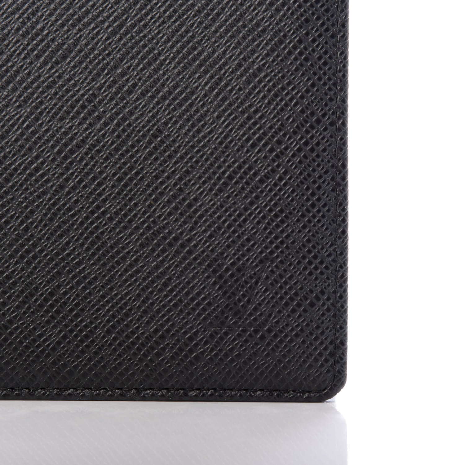 Louis Vuitton Taiga Desk Agenda Cover Ardoise 8 of 8