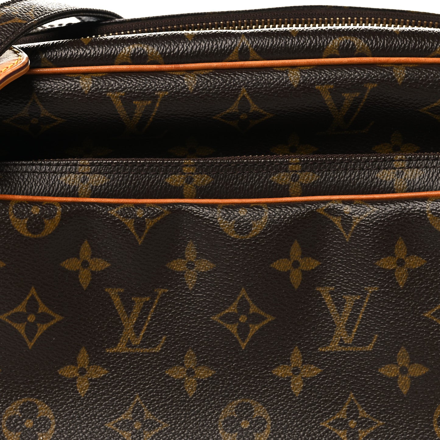 Monogram Nil 28