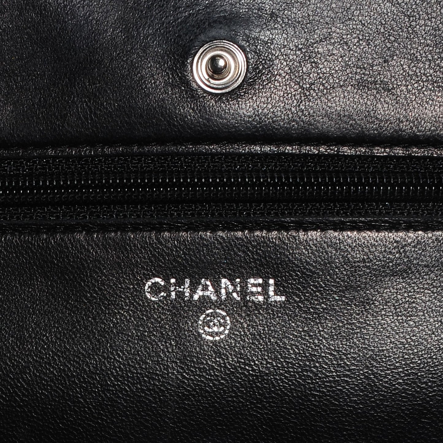Lambskin Quilted Wallet On Chain WOC Black