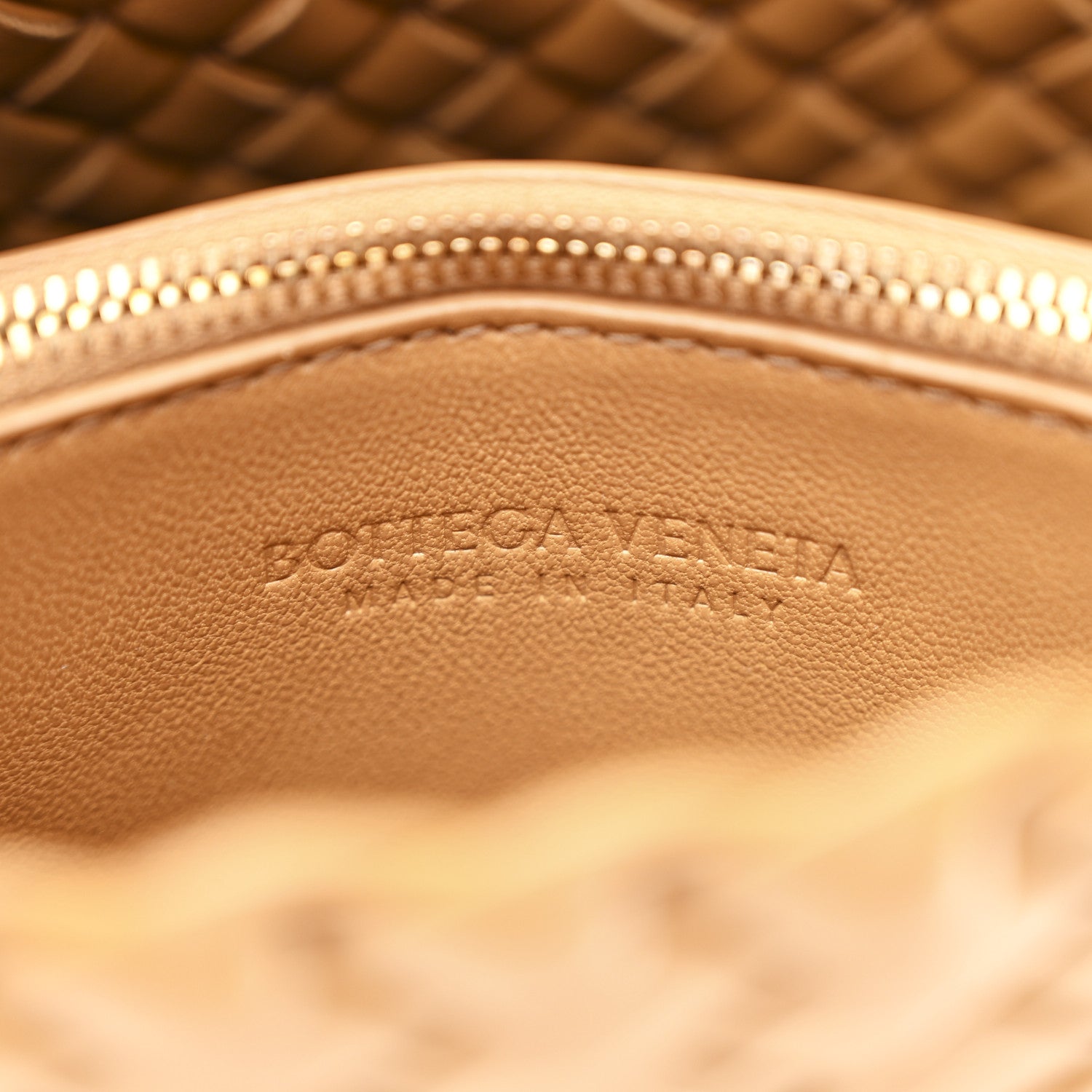Bottega Veneta Nappa Intreccicio Padded Small Cobble Shoulder Bag Caramel 6 of 9