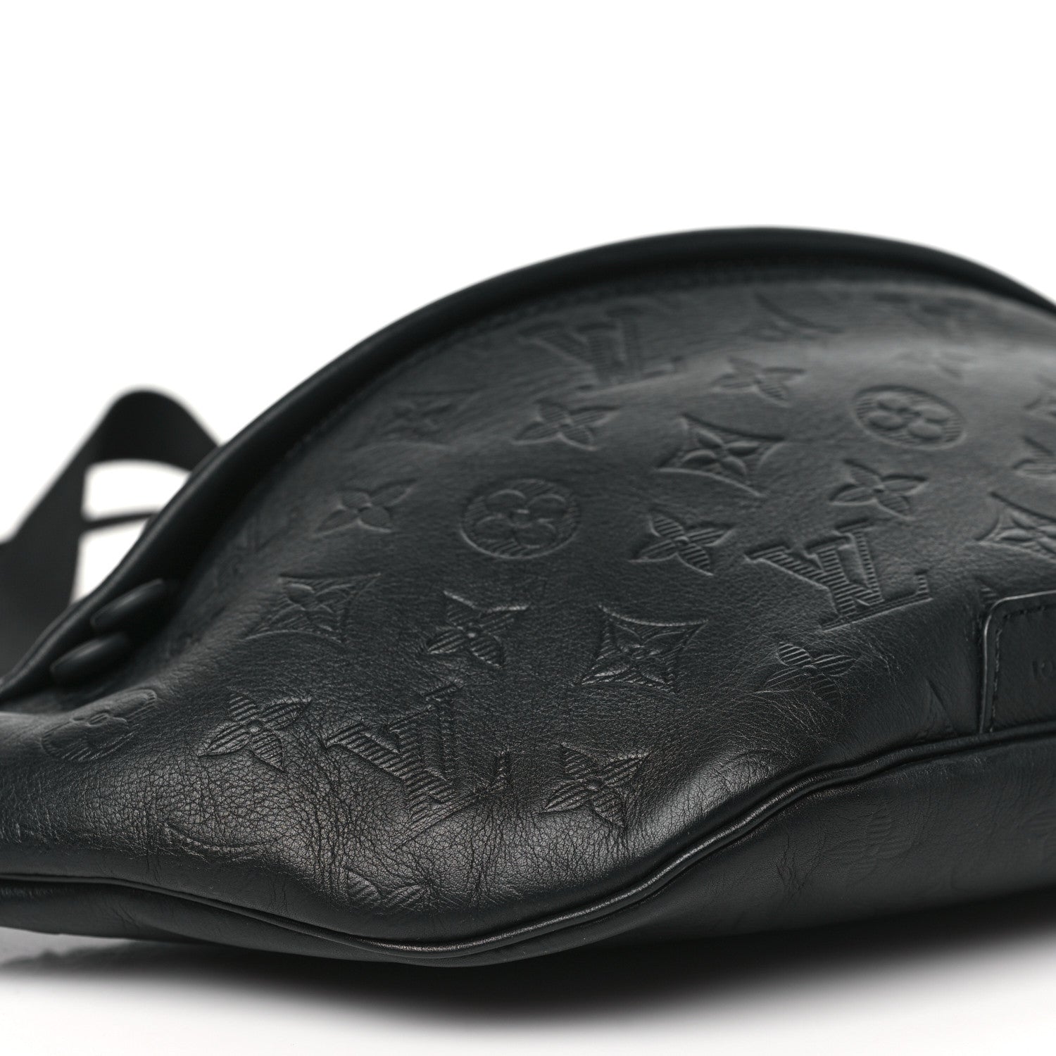 Louis Vuitton Calfskin Monogram Shadow Discovery Bumbag Black 8 of 9