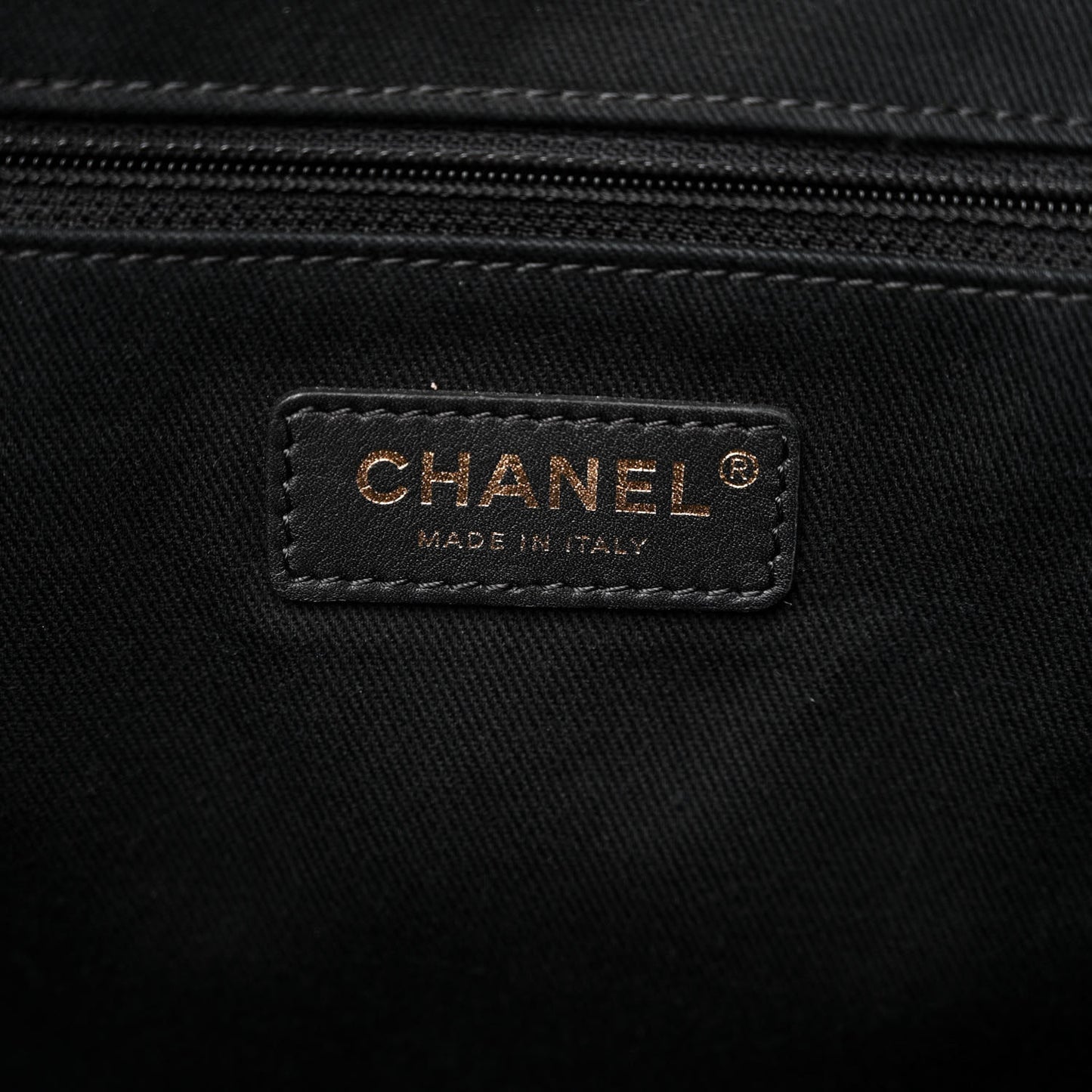 Woven Straw Raffia Medium Deauville Black