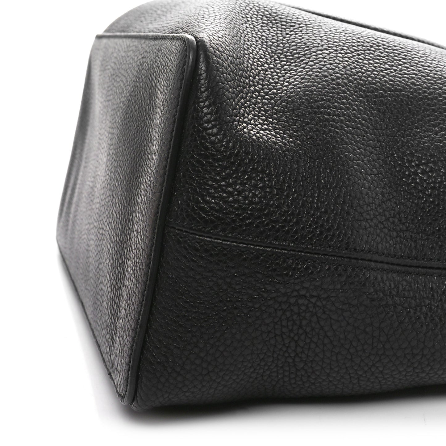 Pebbled Calfskin Large Soho Hobo Black
