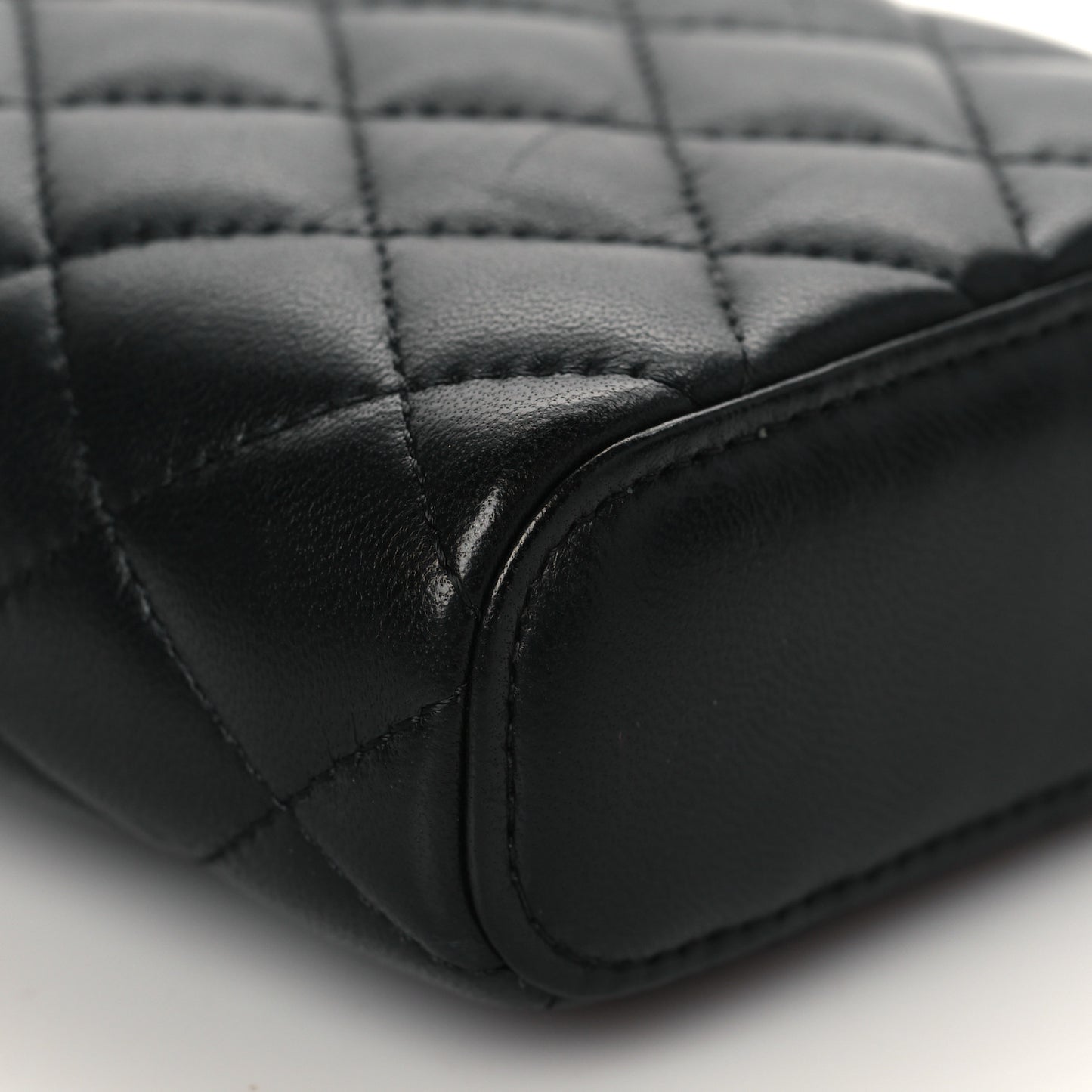 Lambskin Quilted Small Vertical Coco Beauty Vanity Case With Chain Black