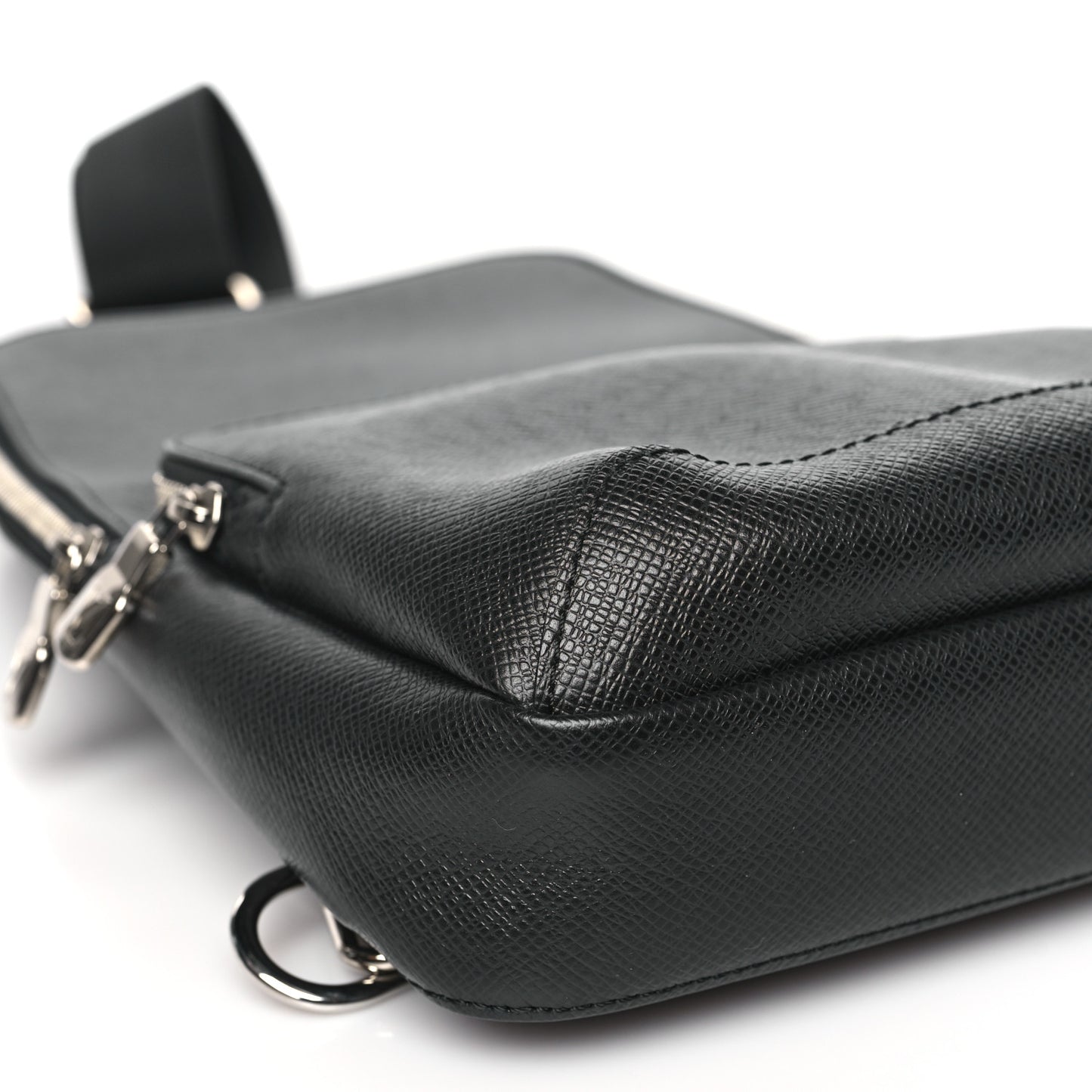 Taiga Avenue Sling Bag Epicea