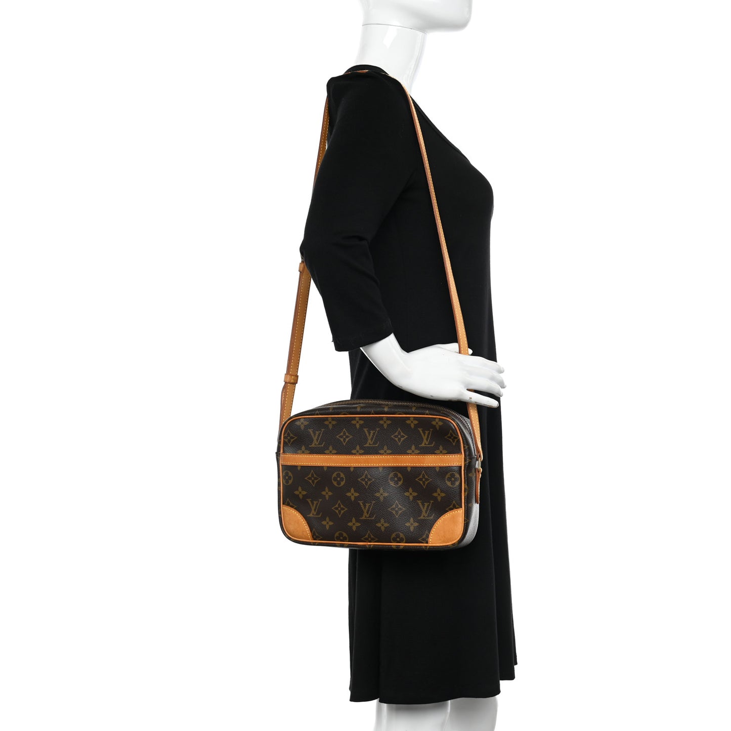 LOUIS VUITTON Monogram Trocadero 27