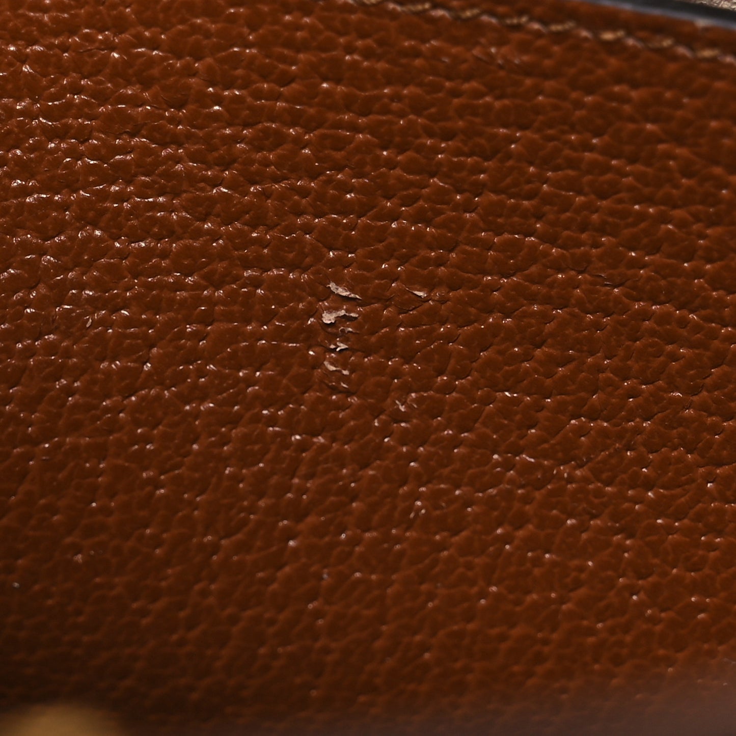 Textured Dollar Calfskin Medium Diana Tote Bag Cuir Black