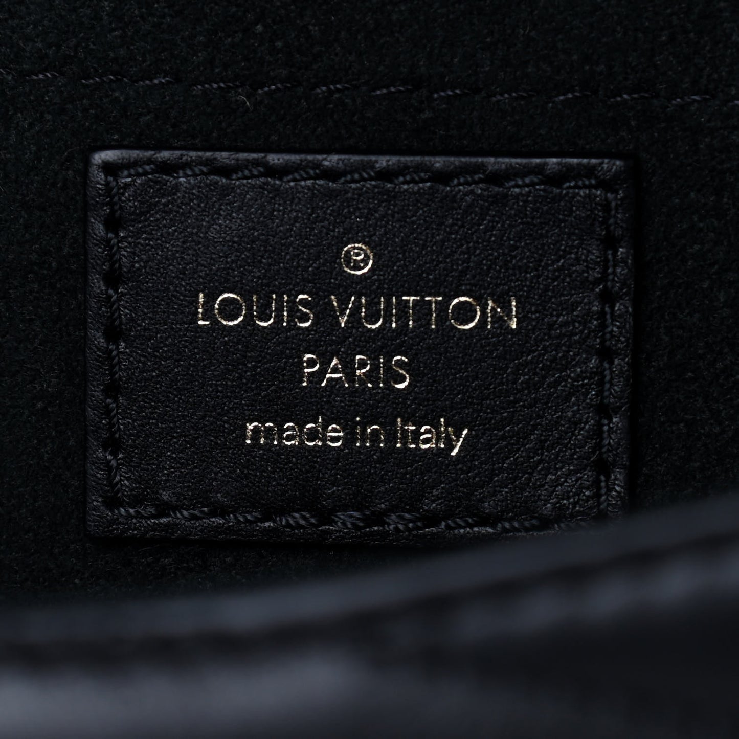 Calfskin New Wave Chain MM Black