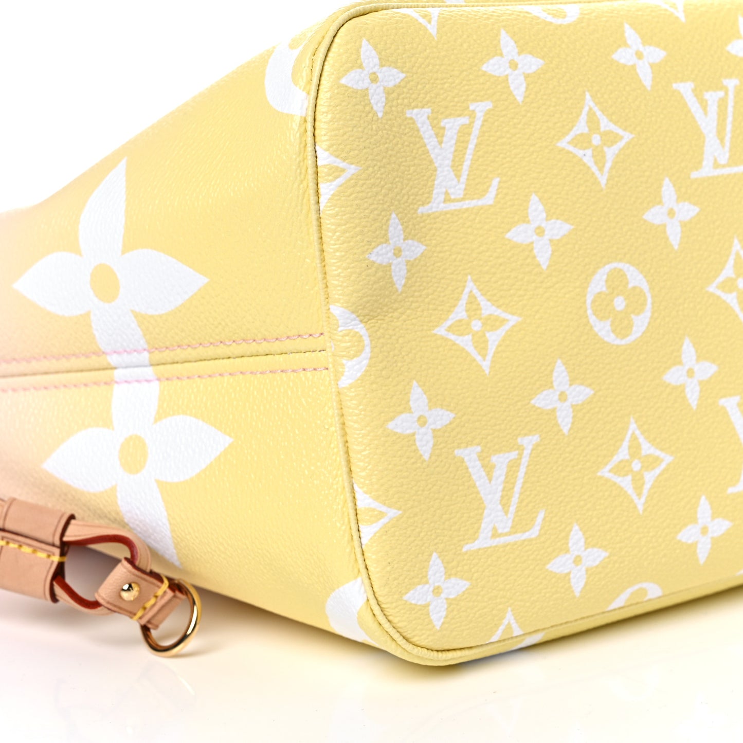 Monogram Giant By The Pool Neverfull MM Light Pink