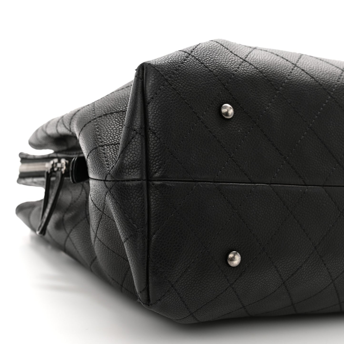 Grained Vegetal Calfskin Urban Shopping Tote Black