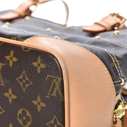 Louis Vuitton Monogram Riveting 10 of 14