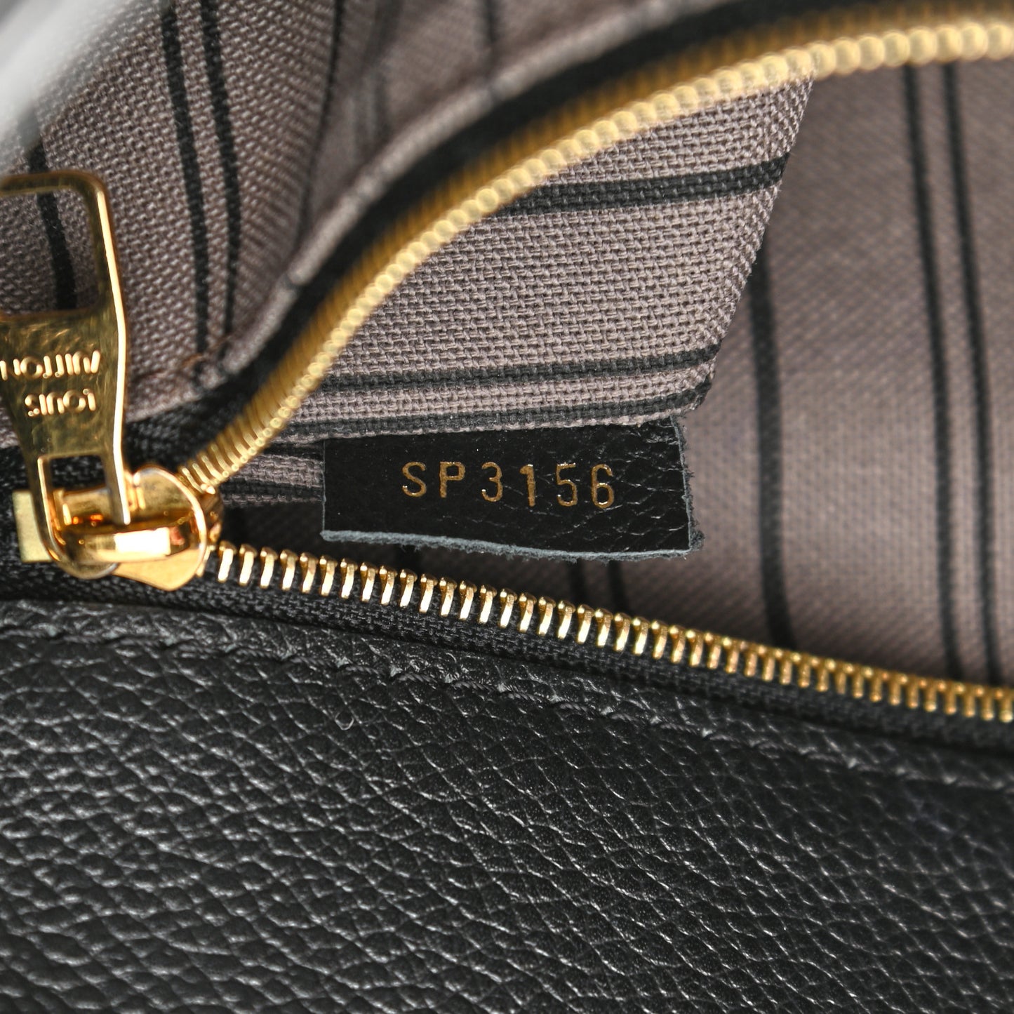 Empreinte Spontini Black