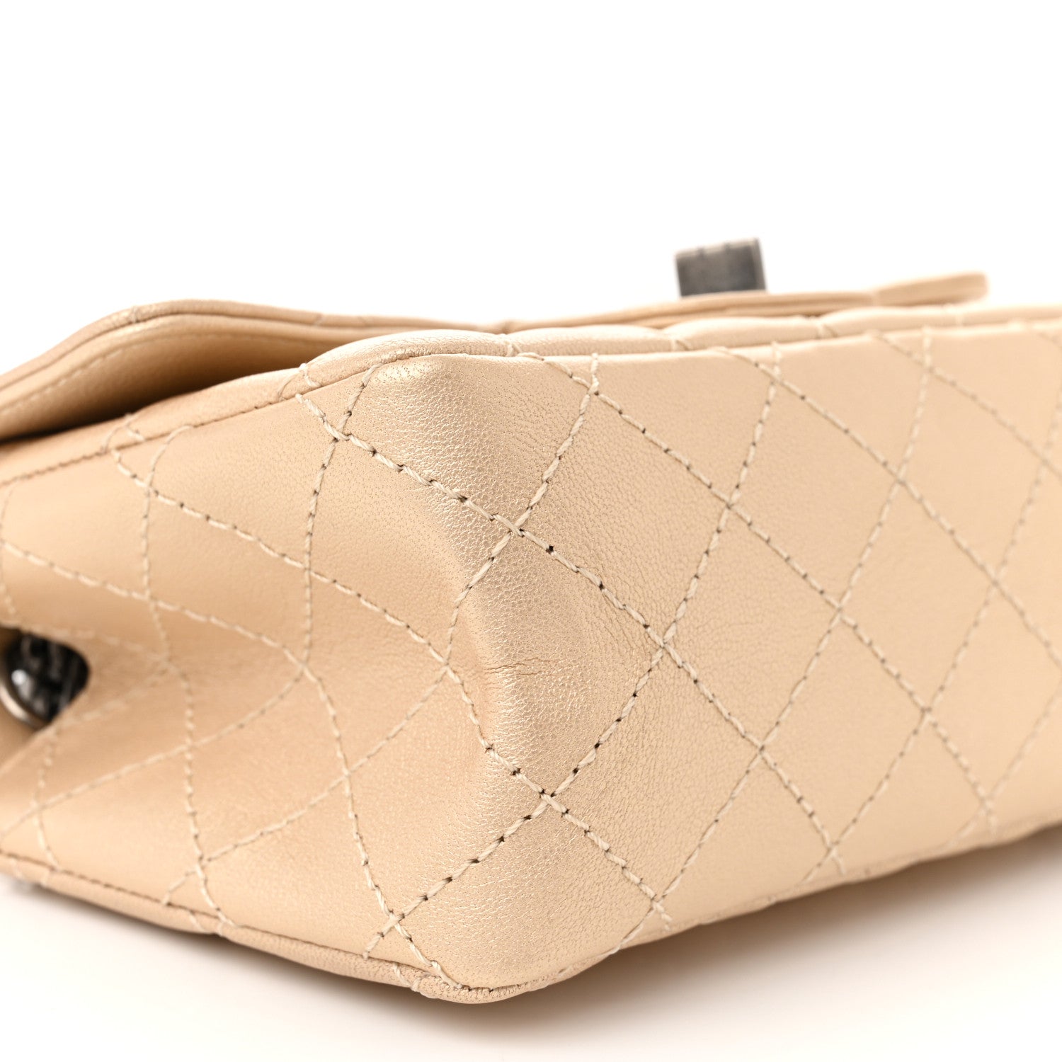 Chanel Metallic Sheepskin Quilted 2.55 Reissue Mini Flap Beige 9 of 10
