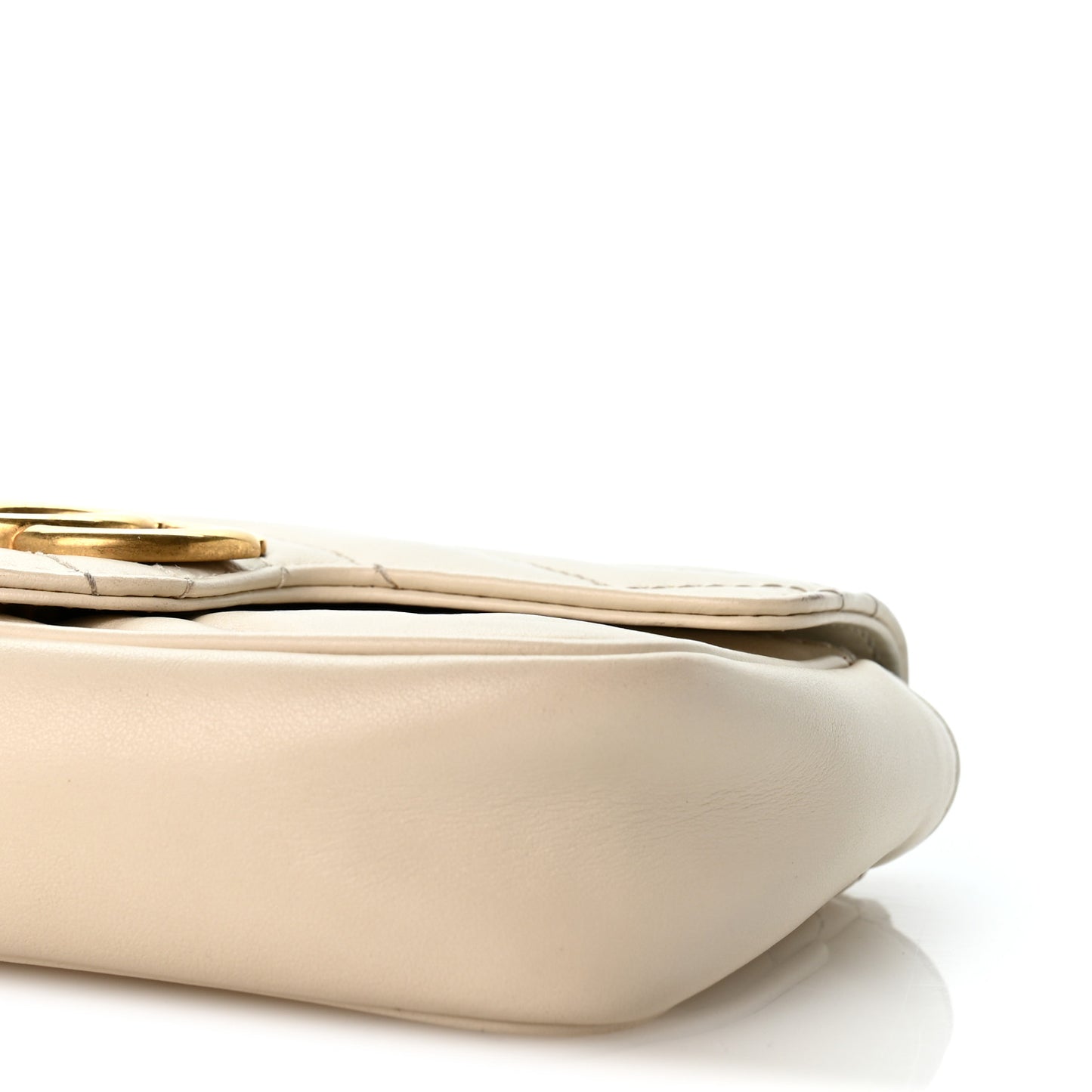Calfskin Matelasse Super Mini GG Marmont Shoulder Bag White