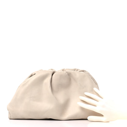 Bottega Veneta Smooth Butter Calf The Pouch Oversized Clutch Plaster 2 of 15
