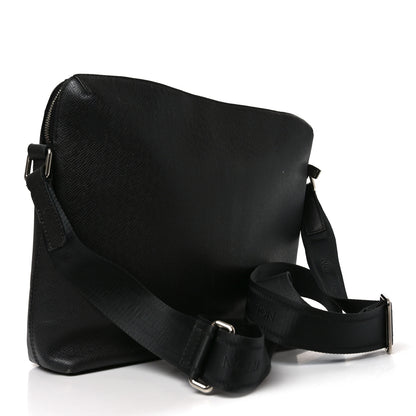 Louis Vuitton Taiga Grigori MM Messenger Ardoise 3 of 9