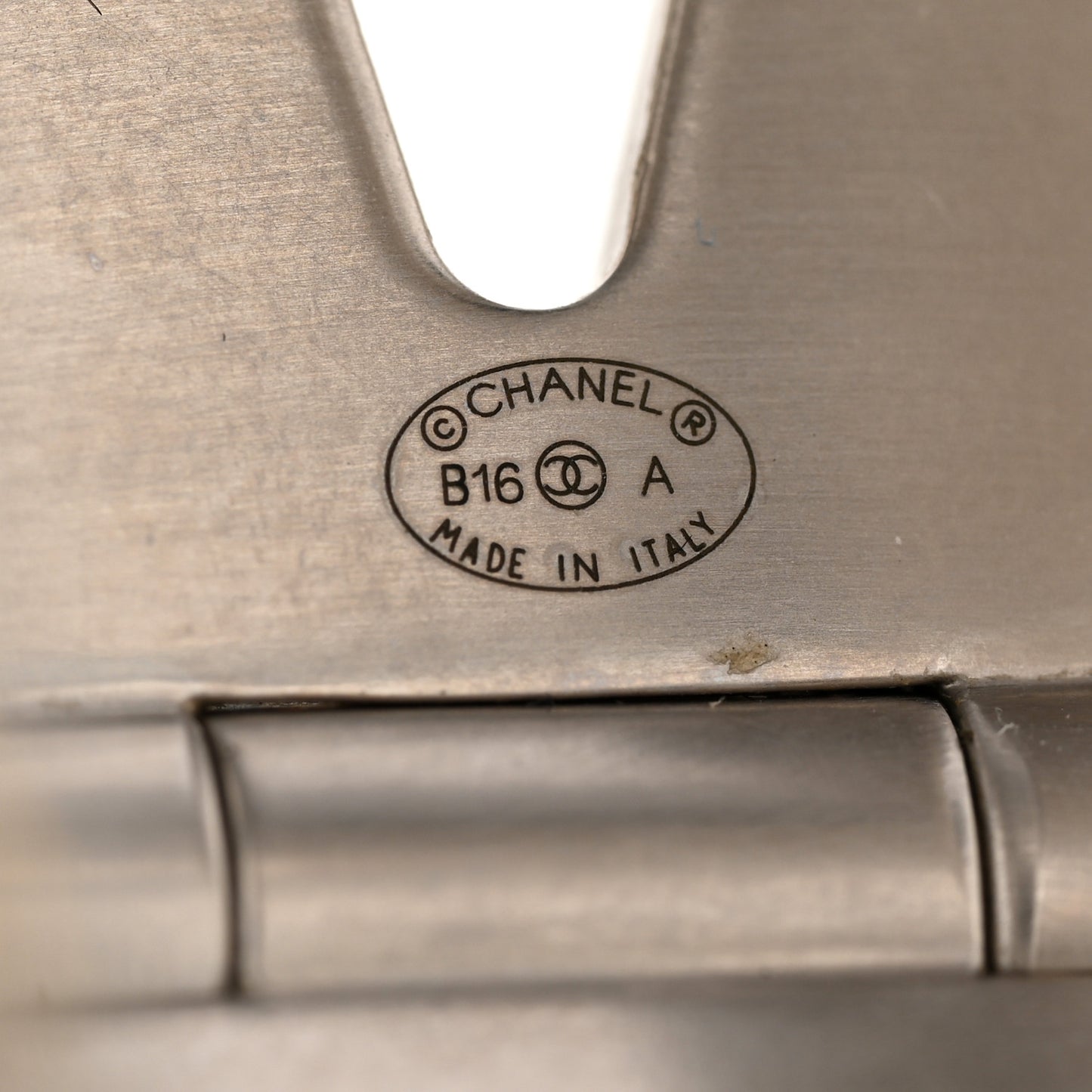 Metal Crystal CC Cuff Silver Gold