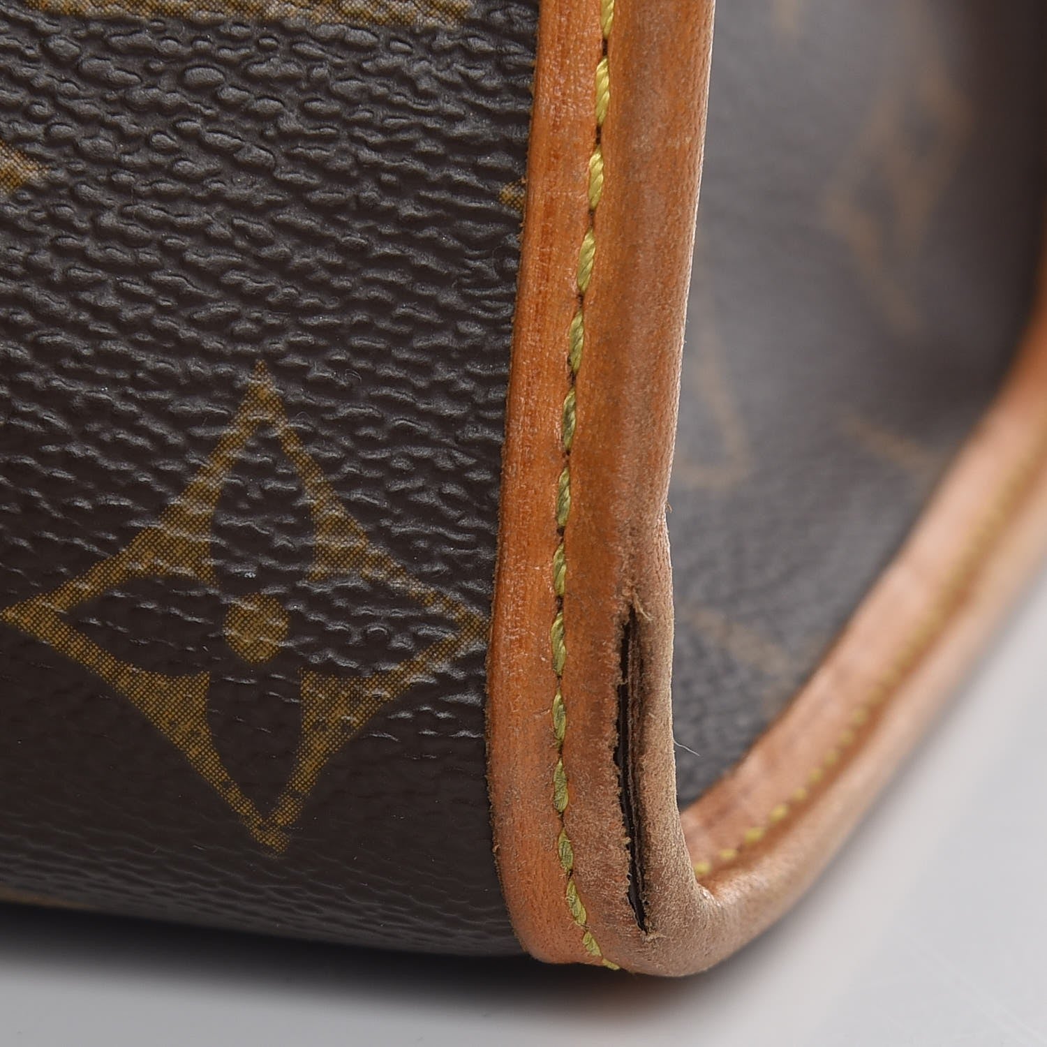 Louis Vuitton Monogram Popincourt Haut 13 of 15