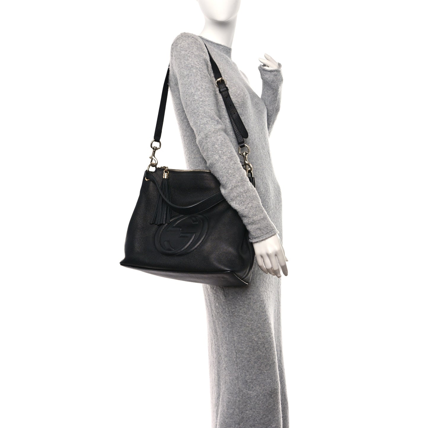 Pebbled Calfskin Large Soho Hobo Black