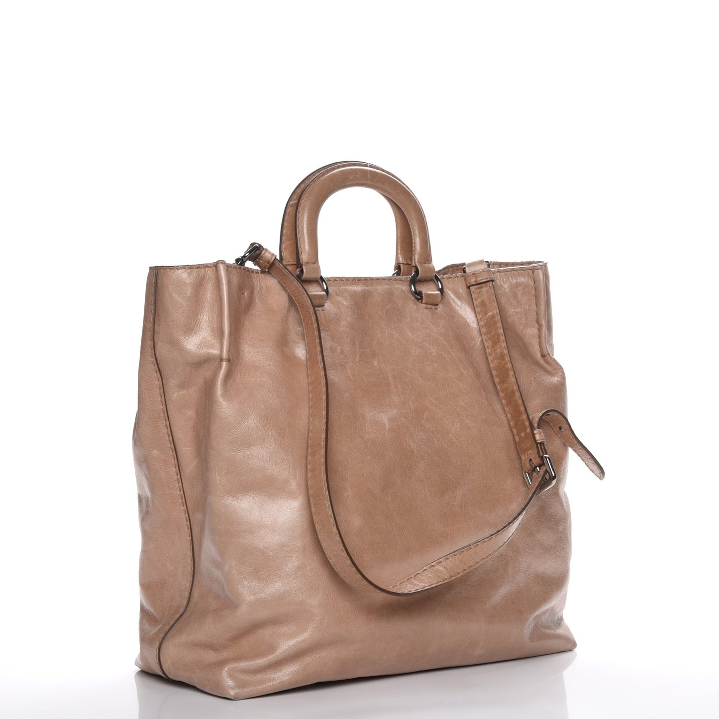 Vitello Shine Tote Cammeo