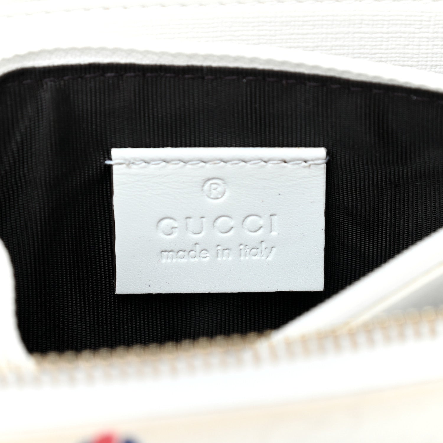Gucci GG Plus Monogram Hearts GG Pierce Zip Around Wallet White Red 6 of 8